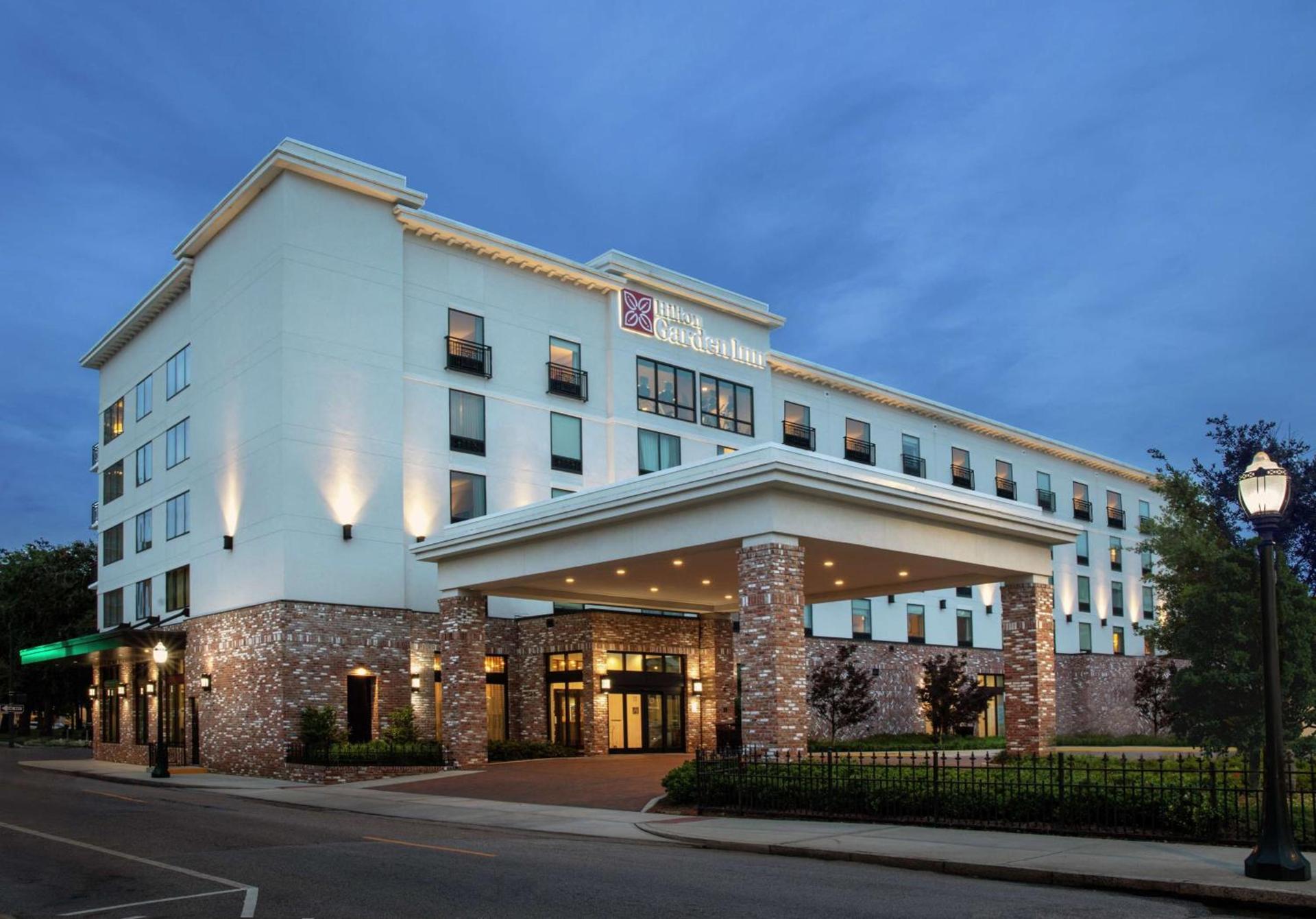 Hilton Garden Inn Mobile Downtown photo 2