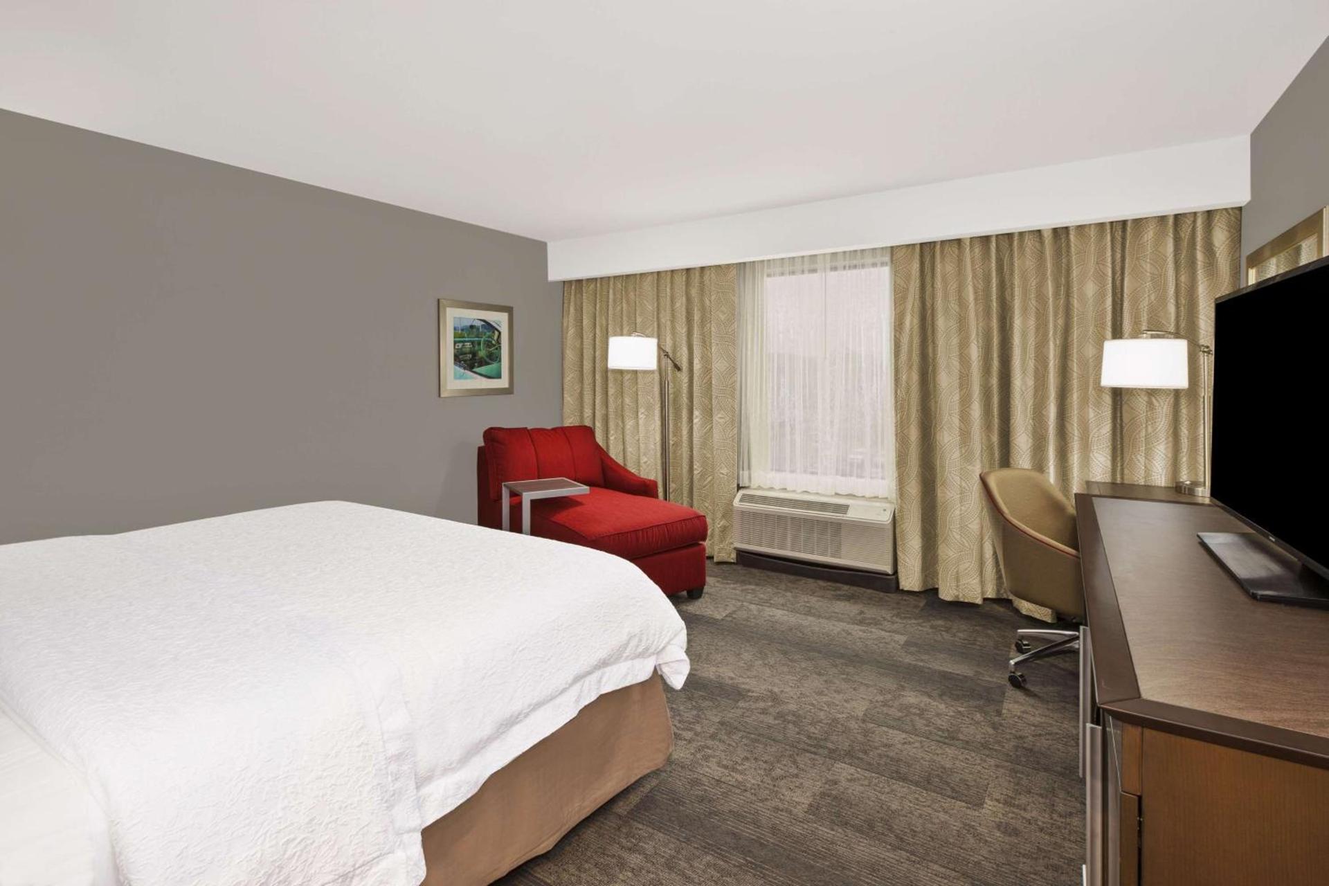 Hampton Inn by Hilton West Bloomfield Novi photo 27