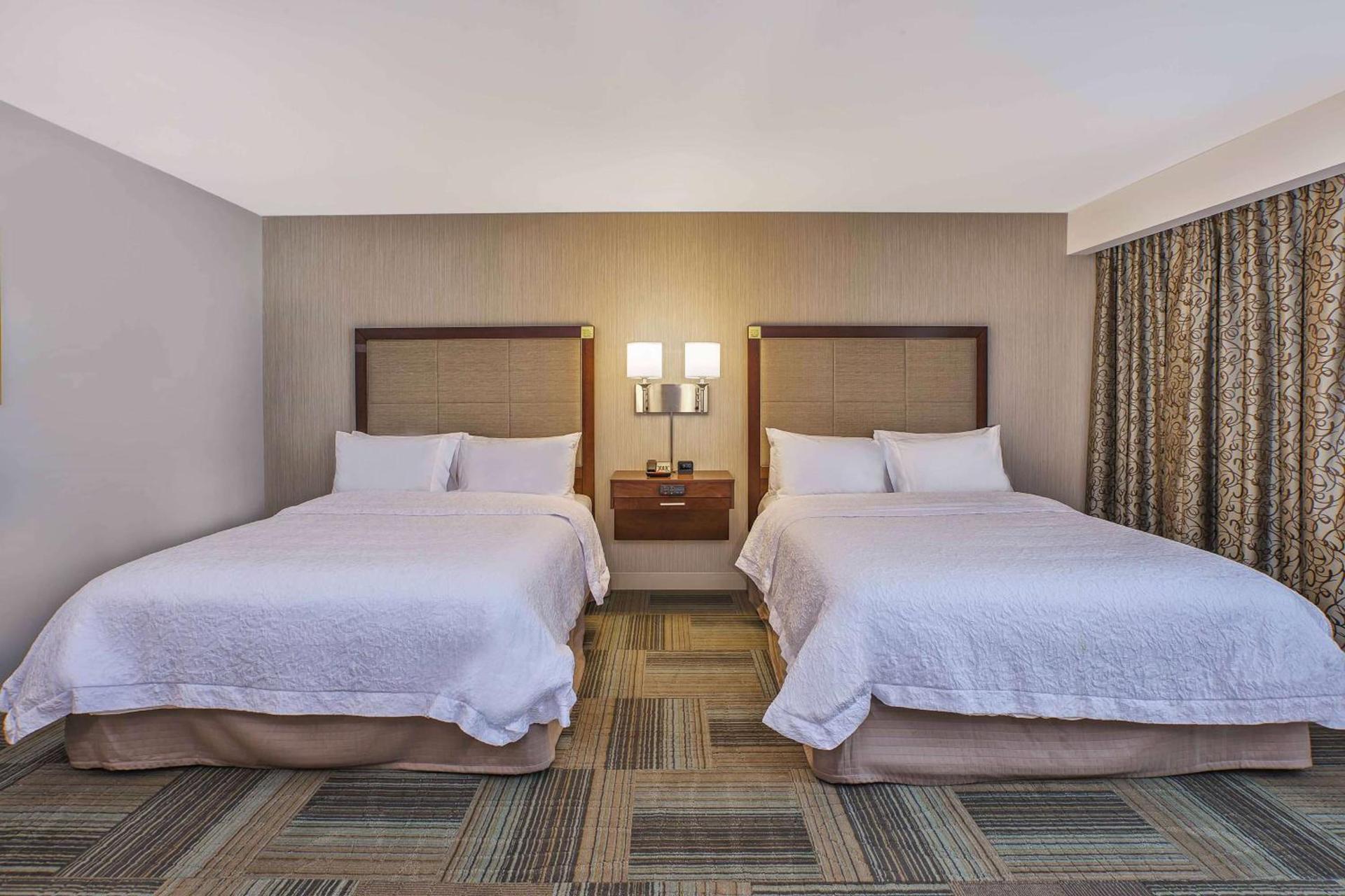 Hampton Inn by Hilton West Bloomfield Novi photo 28