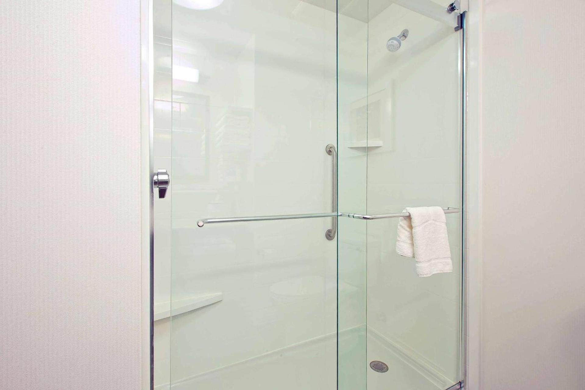 Hampton Inn by Hilton West Bloomfield Novi photo 31