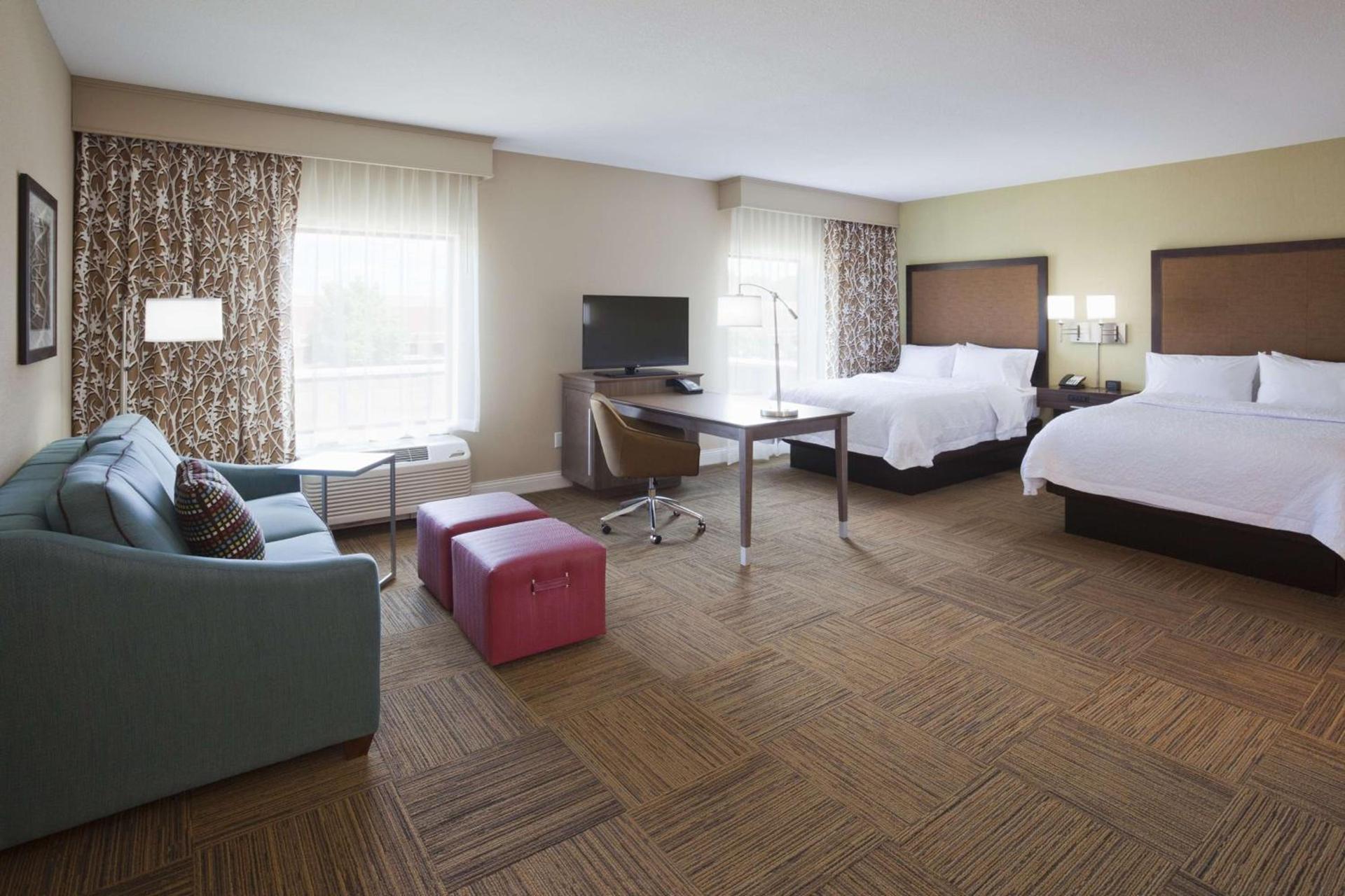 Hampton Inn Minneapolis-Roseville,MN photo 30