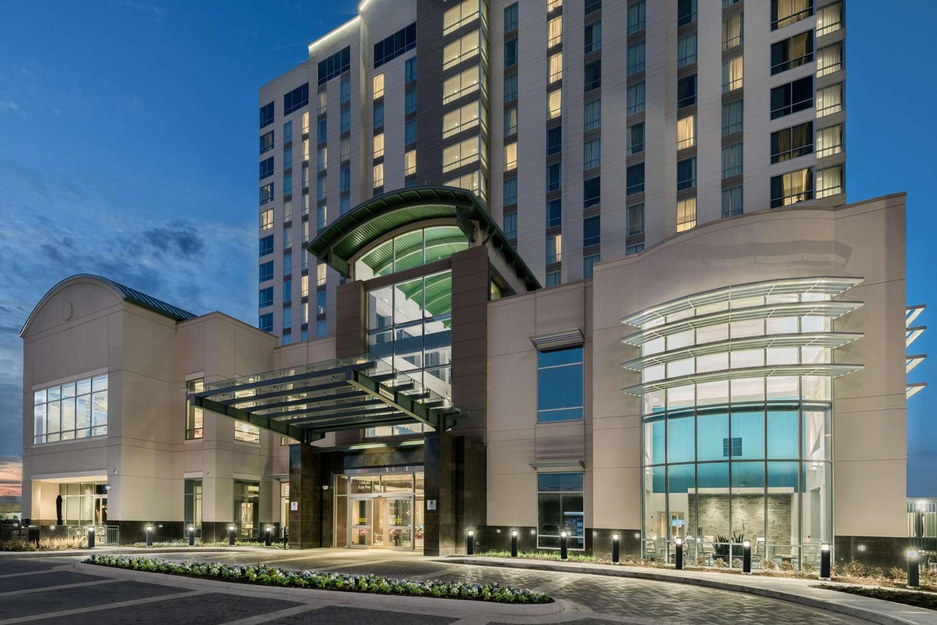 Embassy Suites by Hilton Houston West - Katy photo 4