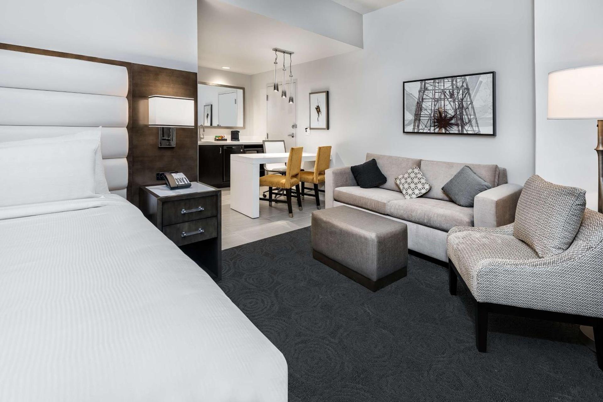 Embassy Suites by Hilton Houston West - Katy photo 15