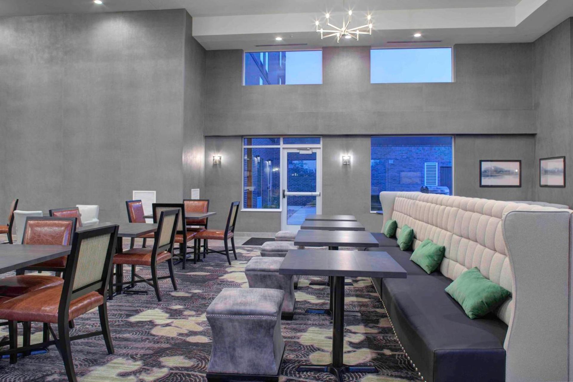 Homewood Suites By Hilton Lansing Eastwood photo 18