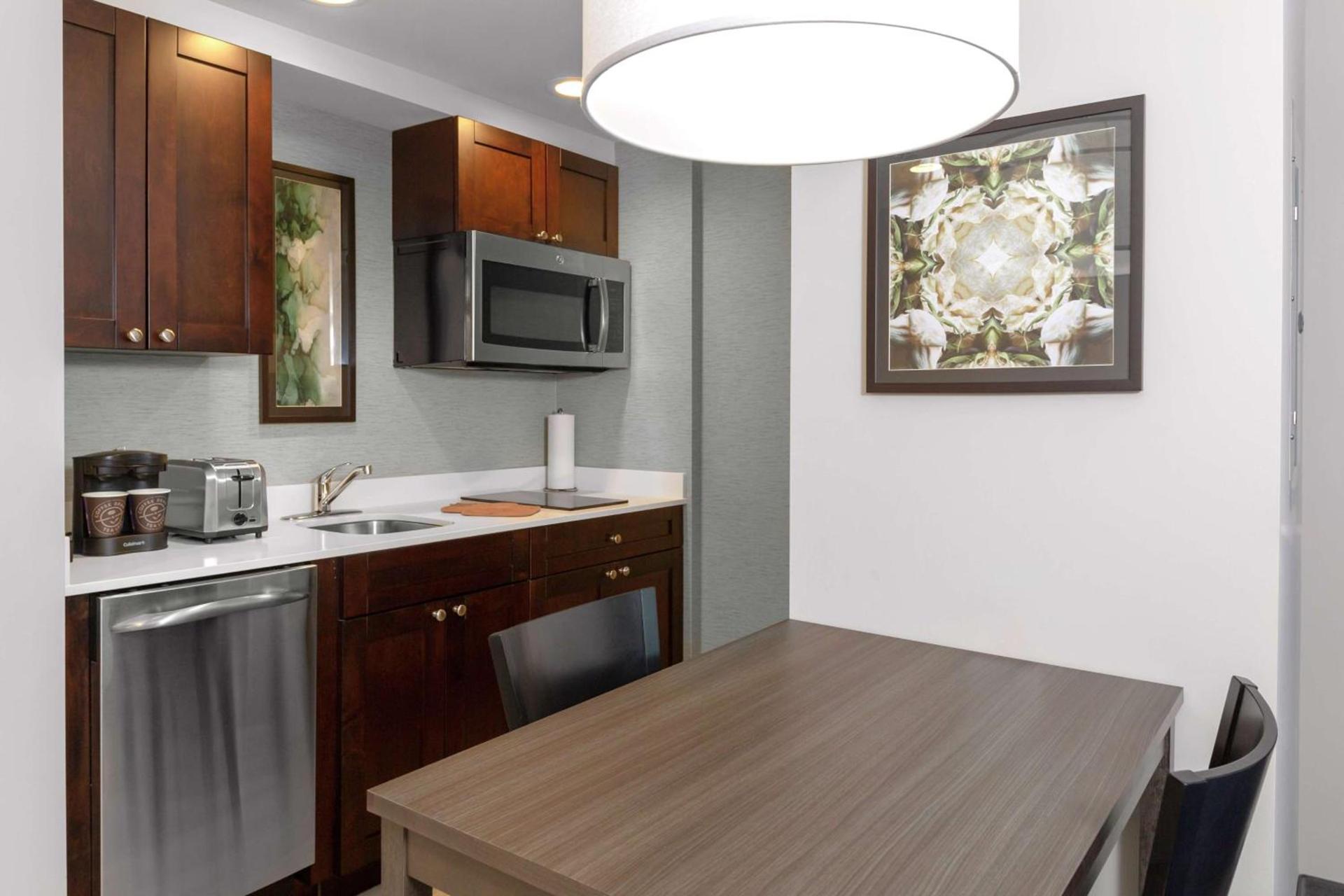 Homewood Suites By Hilton Lansing Eastwood photo 27