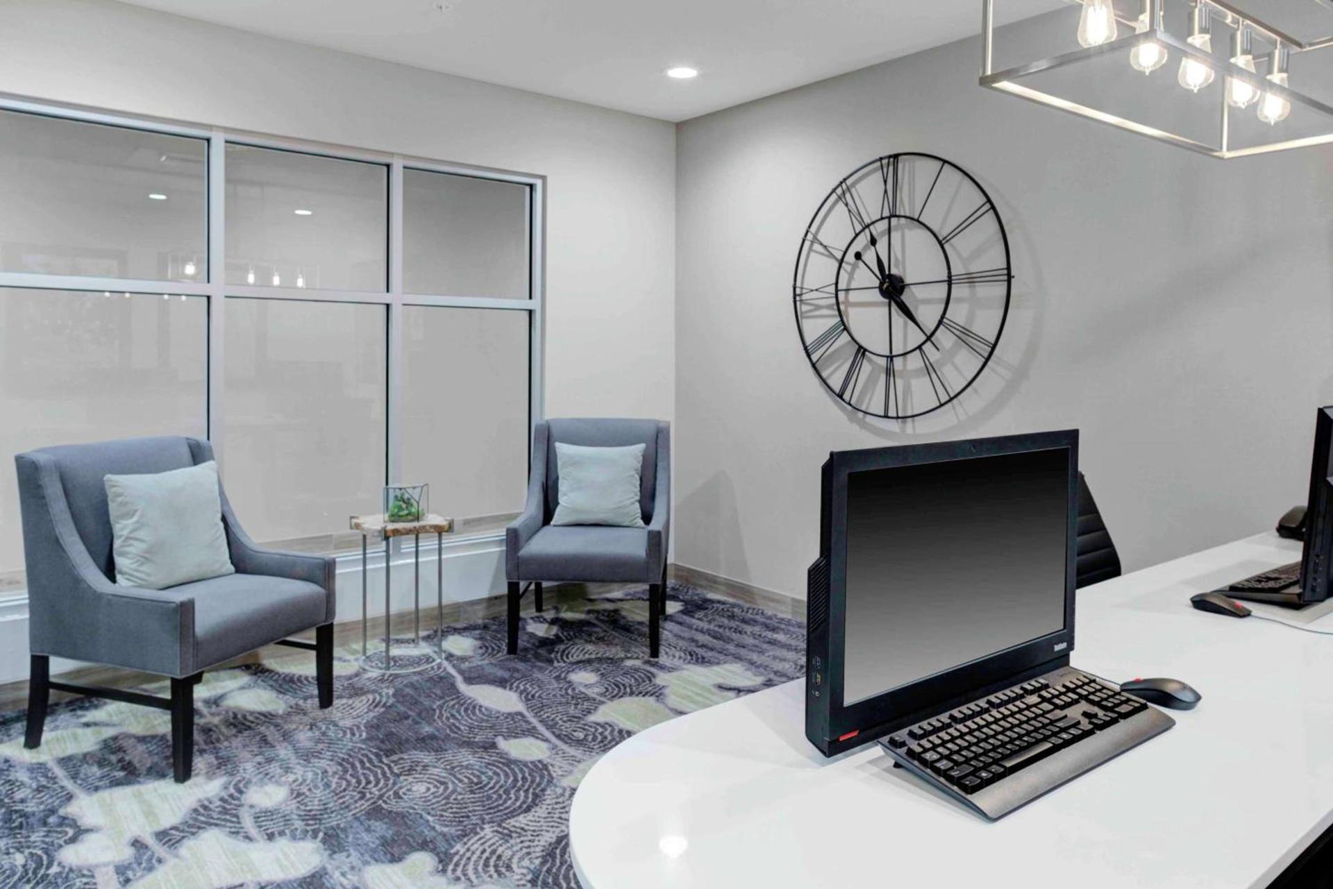 Homewood Suites By Hilton Lansing Eastwood photo 30