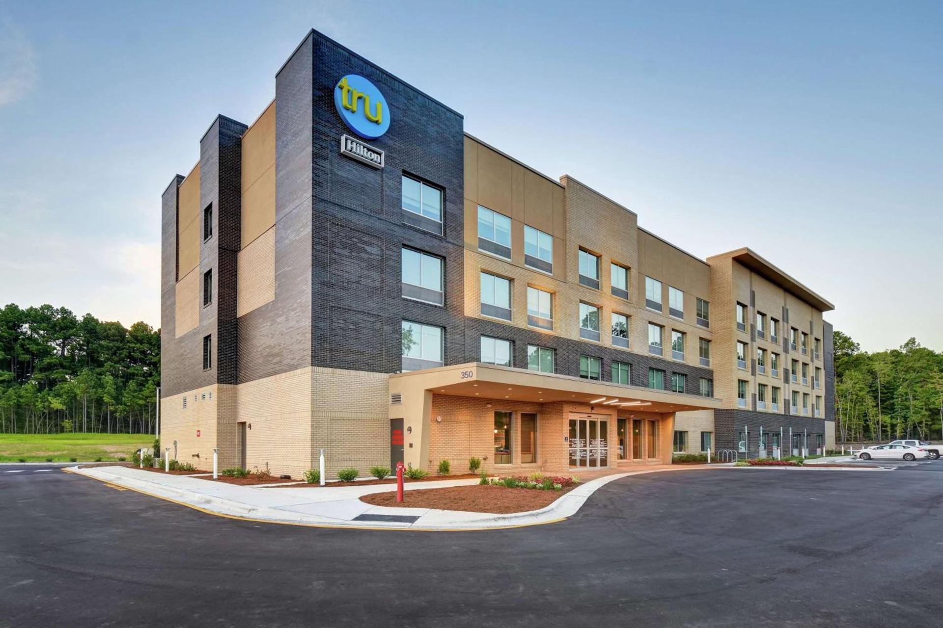 Tru By Hilton Raleigh Durham Airport — hotel in Morrisville