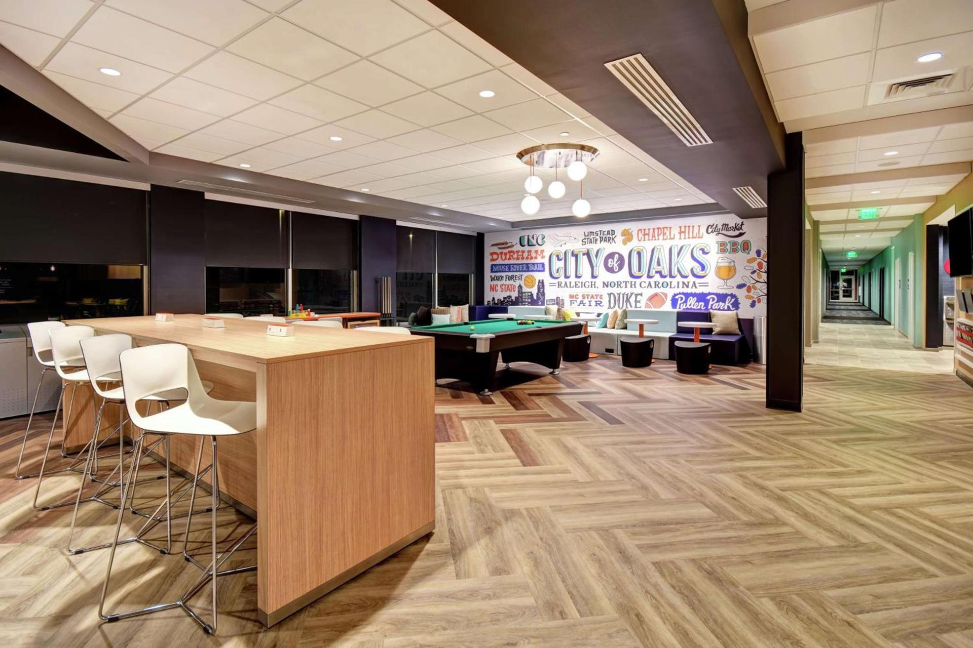 Tru By Hilton Raleigh Durham Airport photo 7