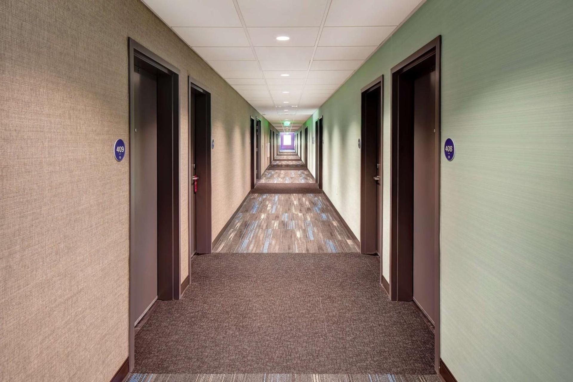Tru By Hilton Raleigh Durham Airport photo 10