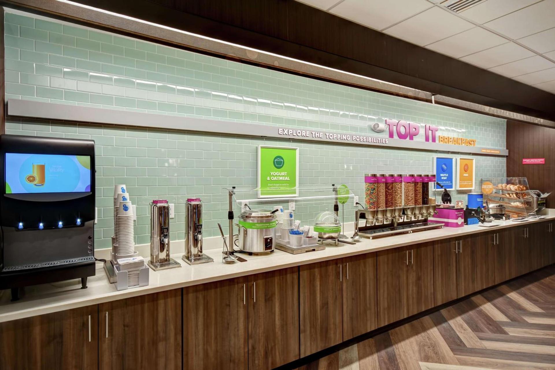 Tru By Hilton Raleigh Durham Airport photo 22