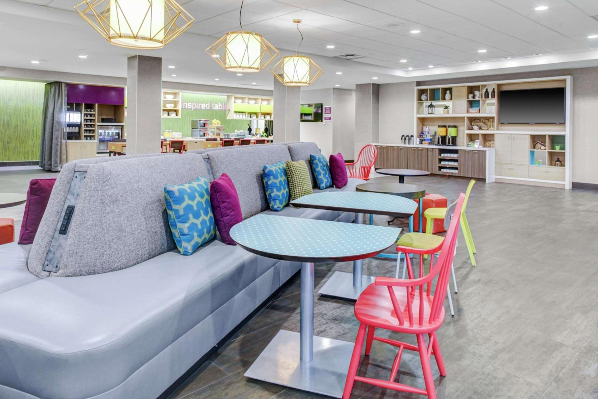 Home2 Suites By Hilton Fort Collins photo 9