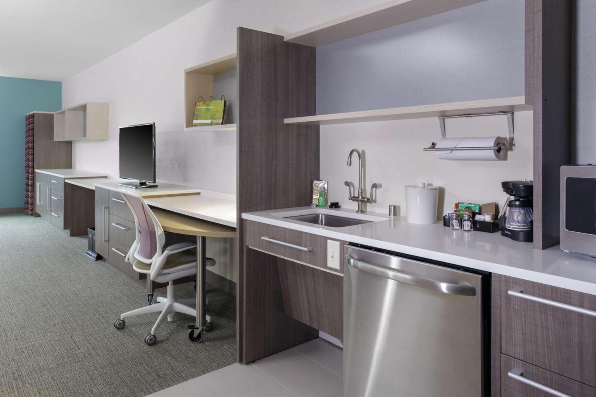 Home2 Suites By Hilton Fort Collins photo 21