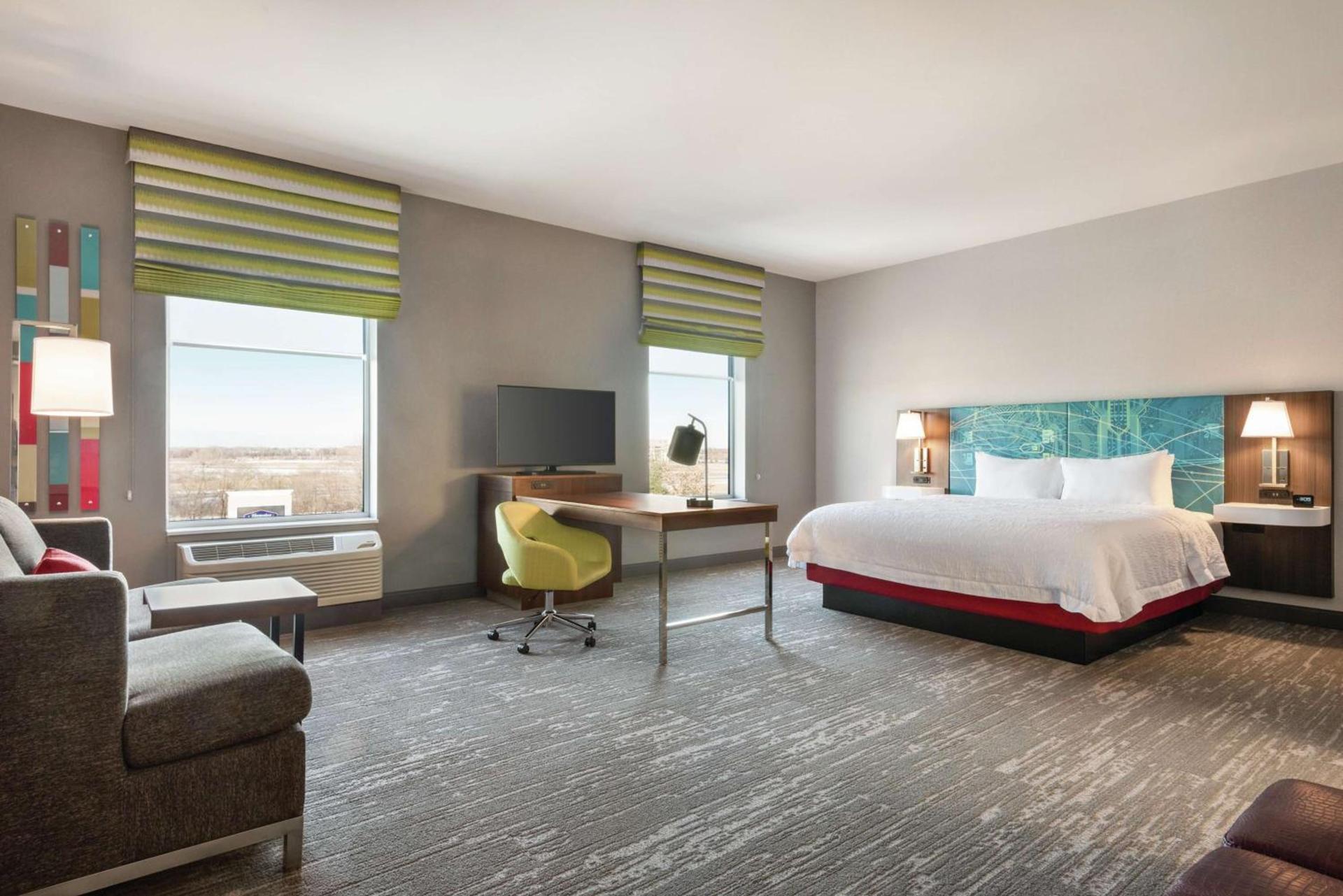 Hampton Inn Brooklyn Park photo 13