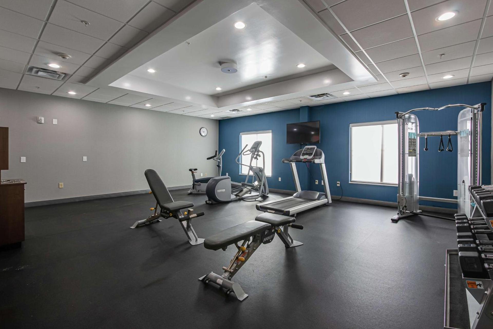 Hampton Inn Oak Grove Fort Campbell photo 12