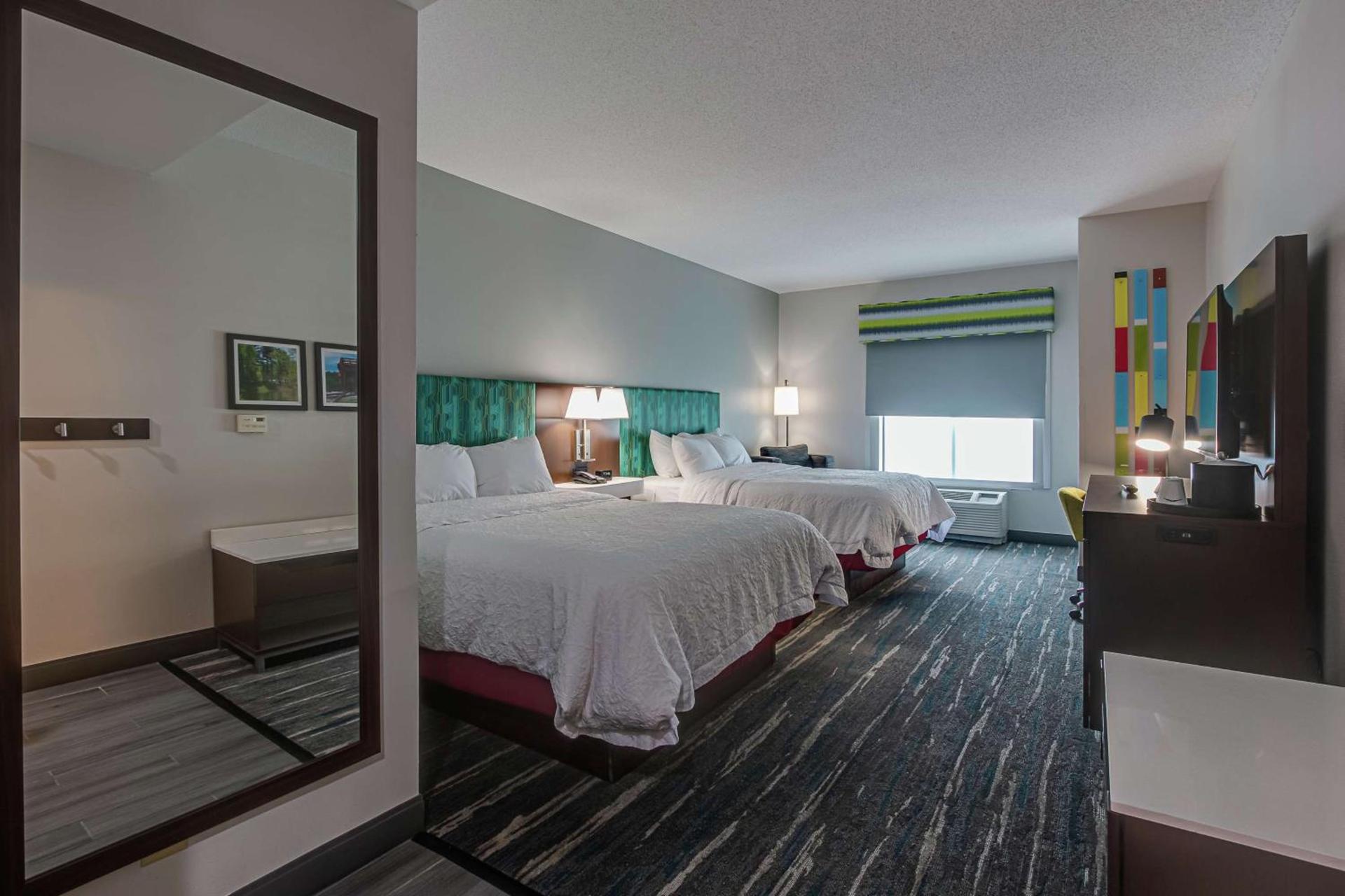 Hampton Inn Oak Grove Fort Campbell photo 21