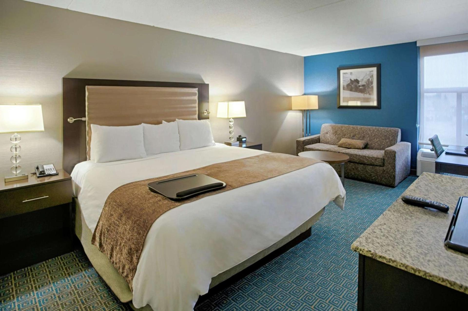 DoubleTree by Hilton Roseville Minneapolis photo 21