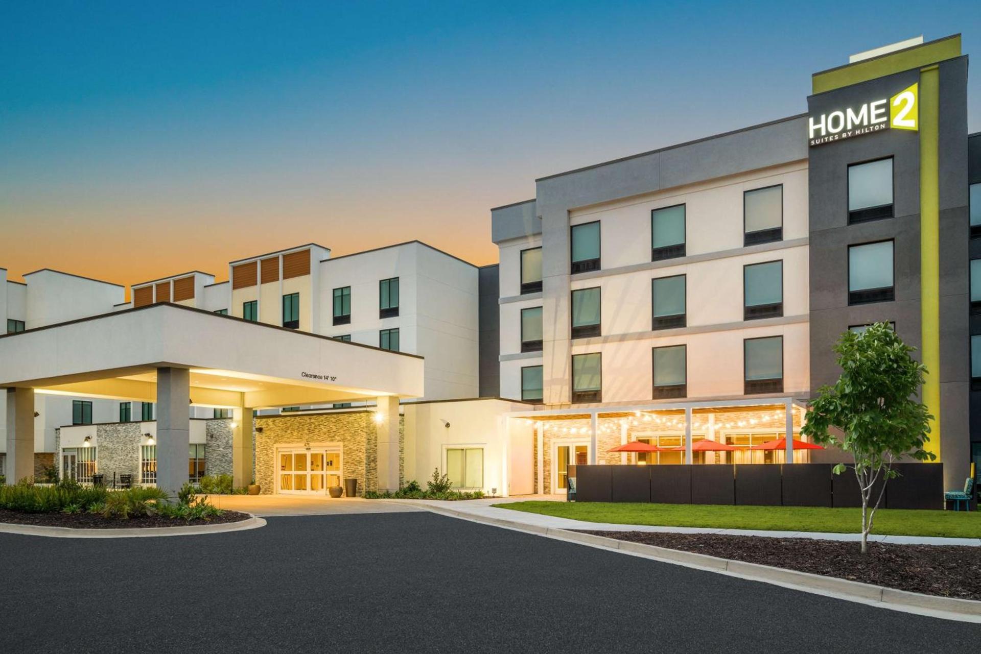 Home2 Suites By Hilton Brunswick photo 2