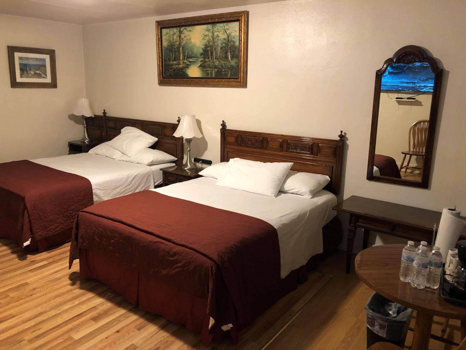 Angeles Motel photo 12