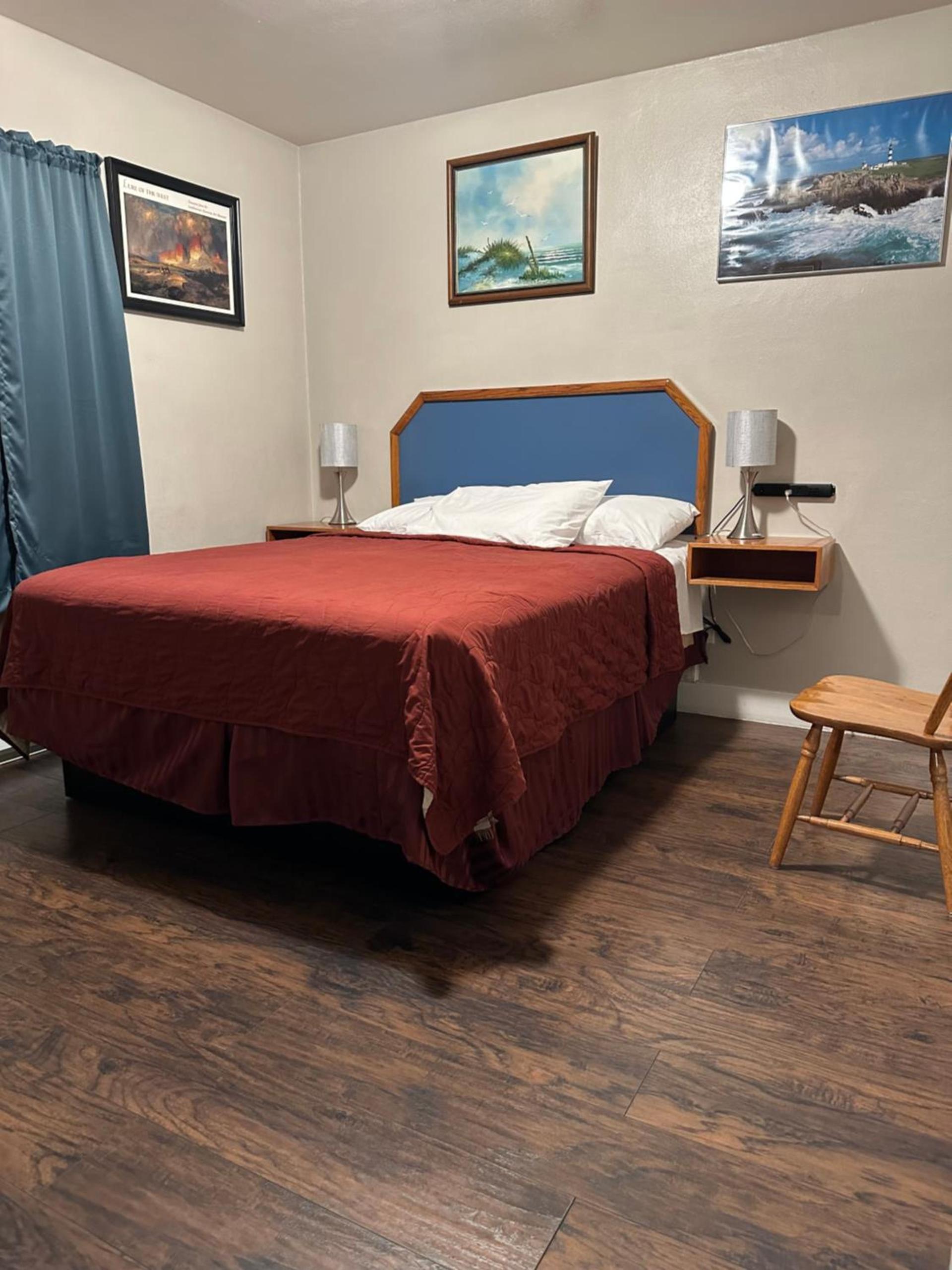 Angeles Motel photo 24