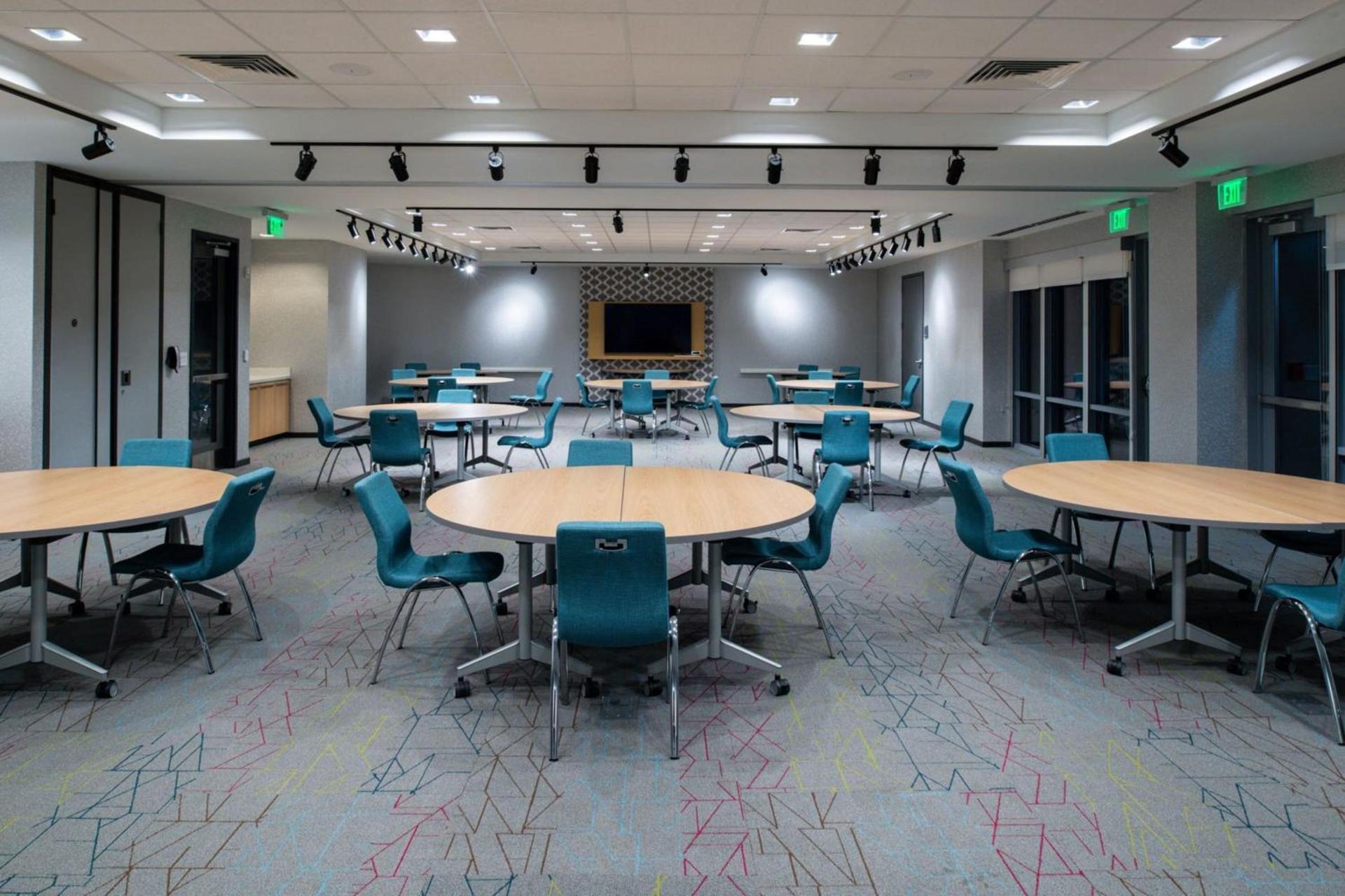 Aloft by Marriott Charlotte Airport photo 20