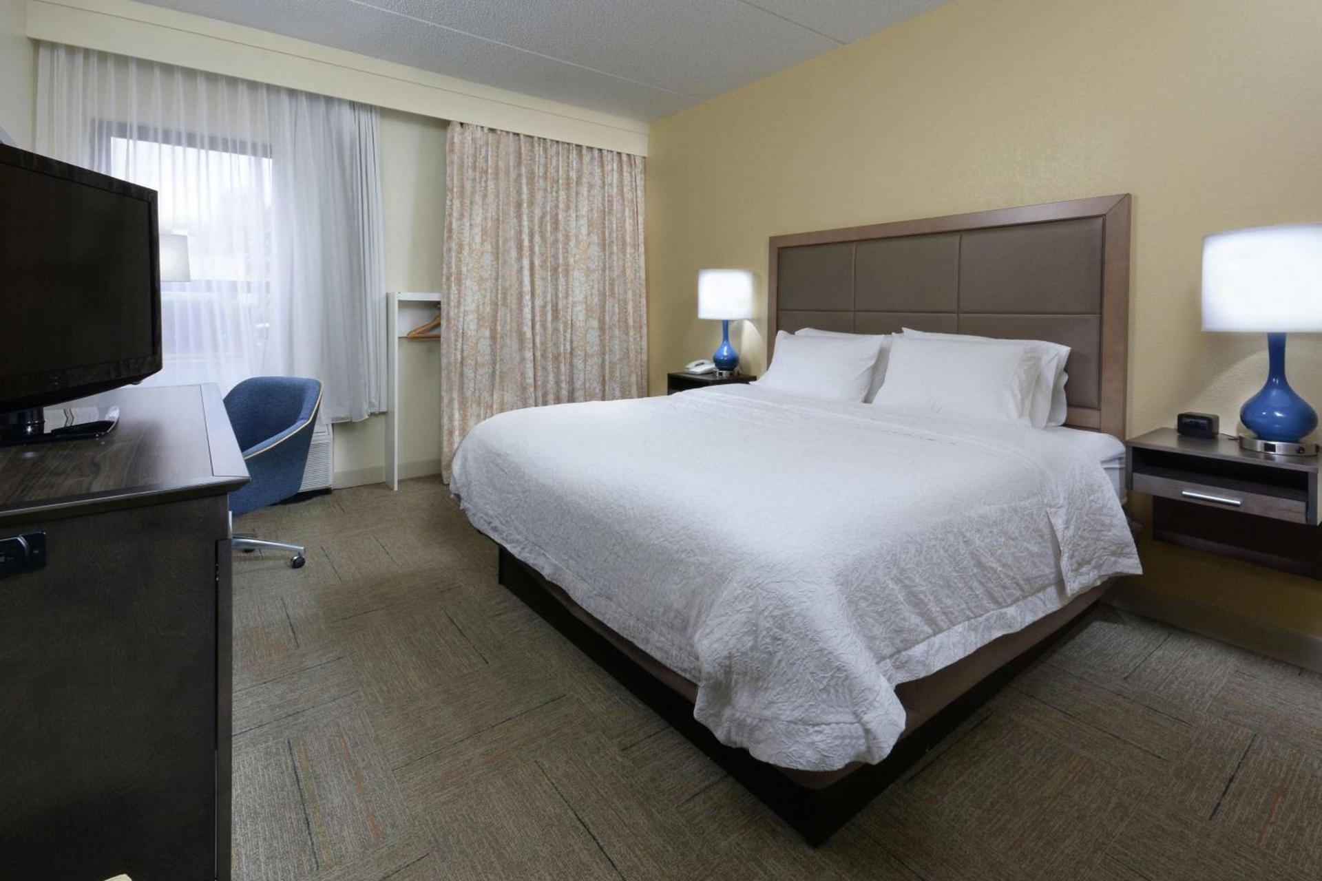 Hampton Inn High Point photo 21