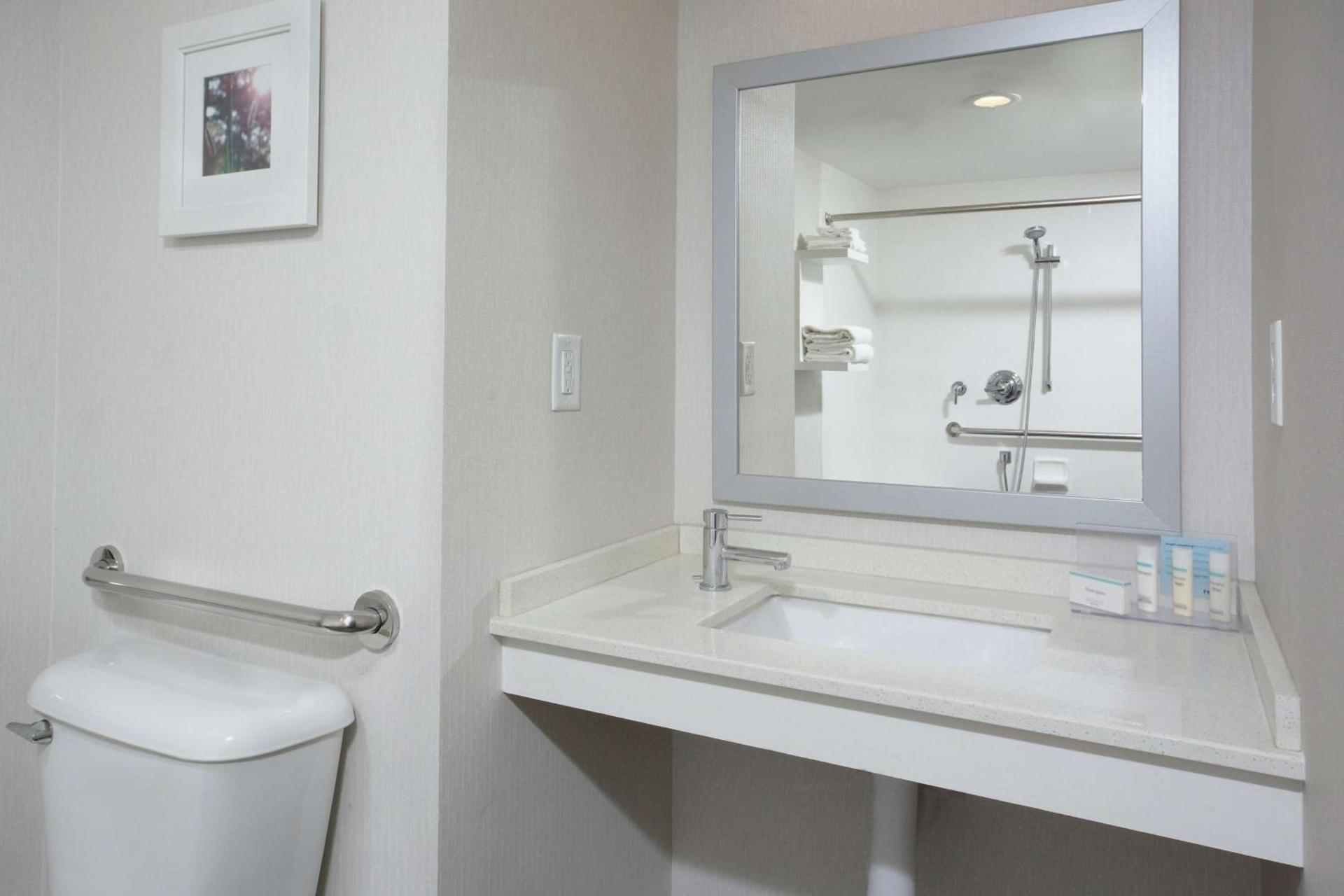 Hampton Inn High Point photo 23