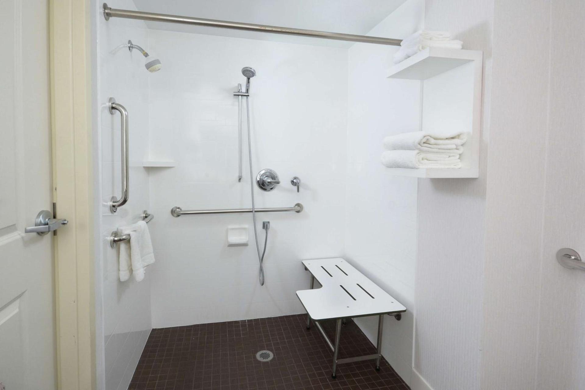 Hampton Inn High Point photo 30