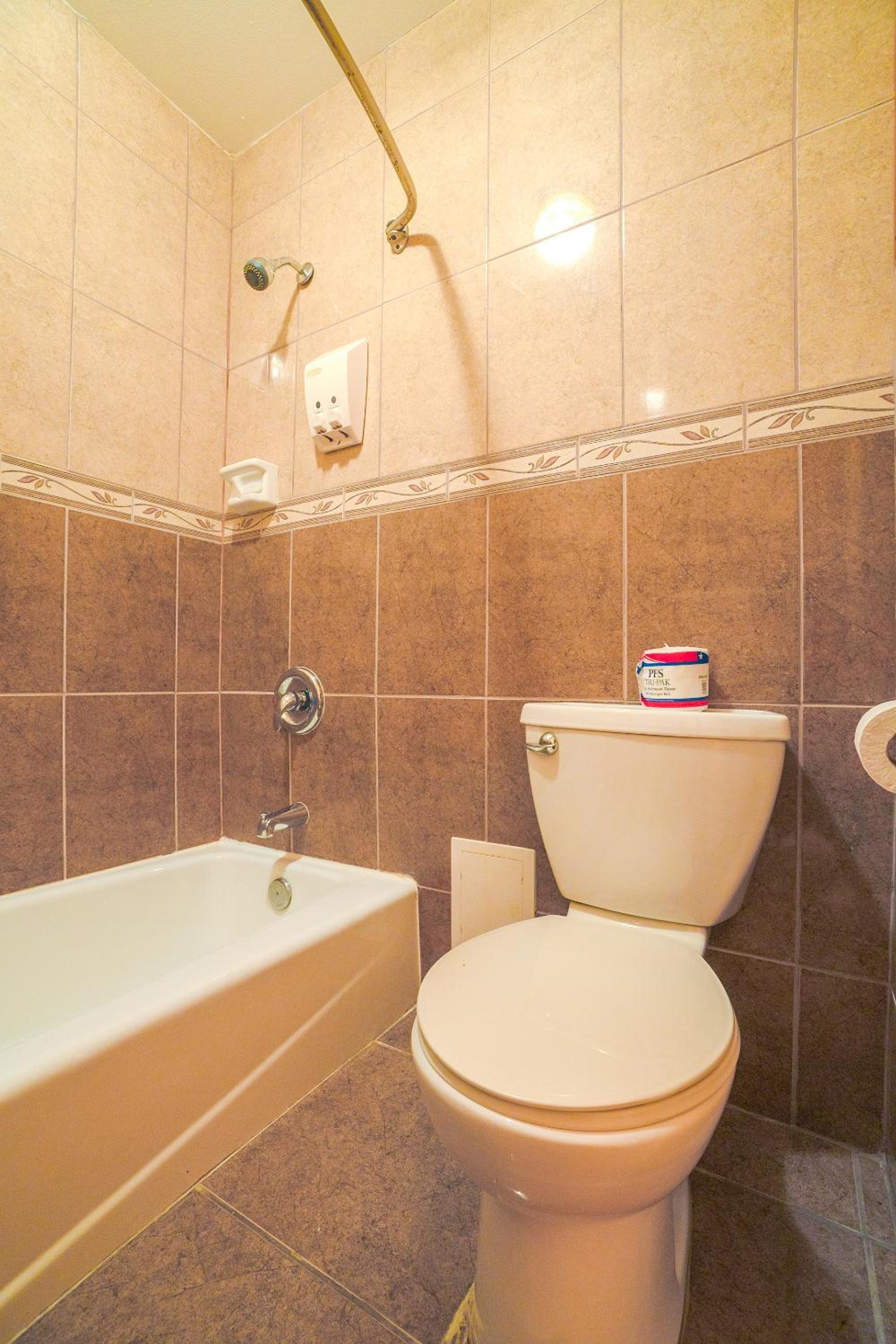 Vali Ho Motel By OYO Weslaco Mercedes photo 61