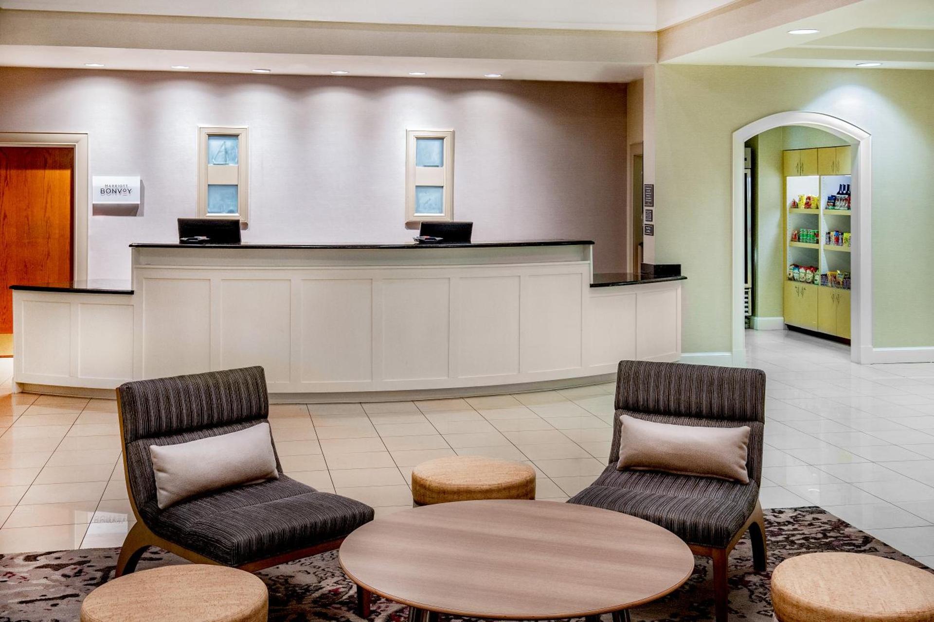 Residence Inn by Marriott Chesapeake Greenbrier photo 9