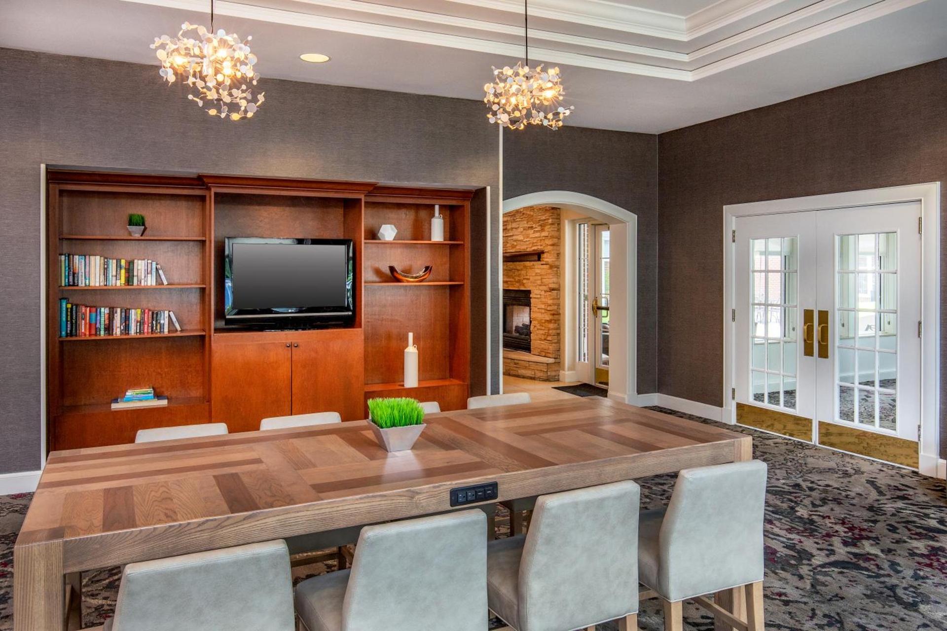 Residence Inn by Marriott Chesapeake Greenbrier photo 11