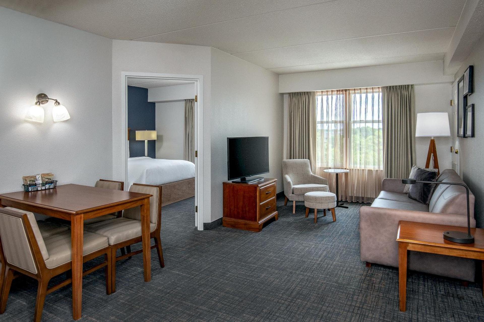 Residence Inn by Marriott Chesapeake Greenbrier photo 21