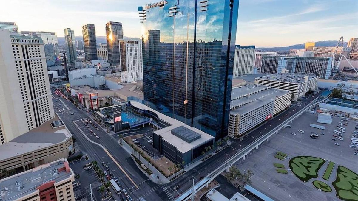 MGM Signature Towers by FantasticStay photo 59