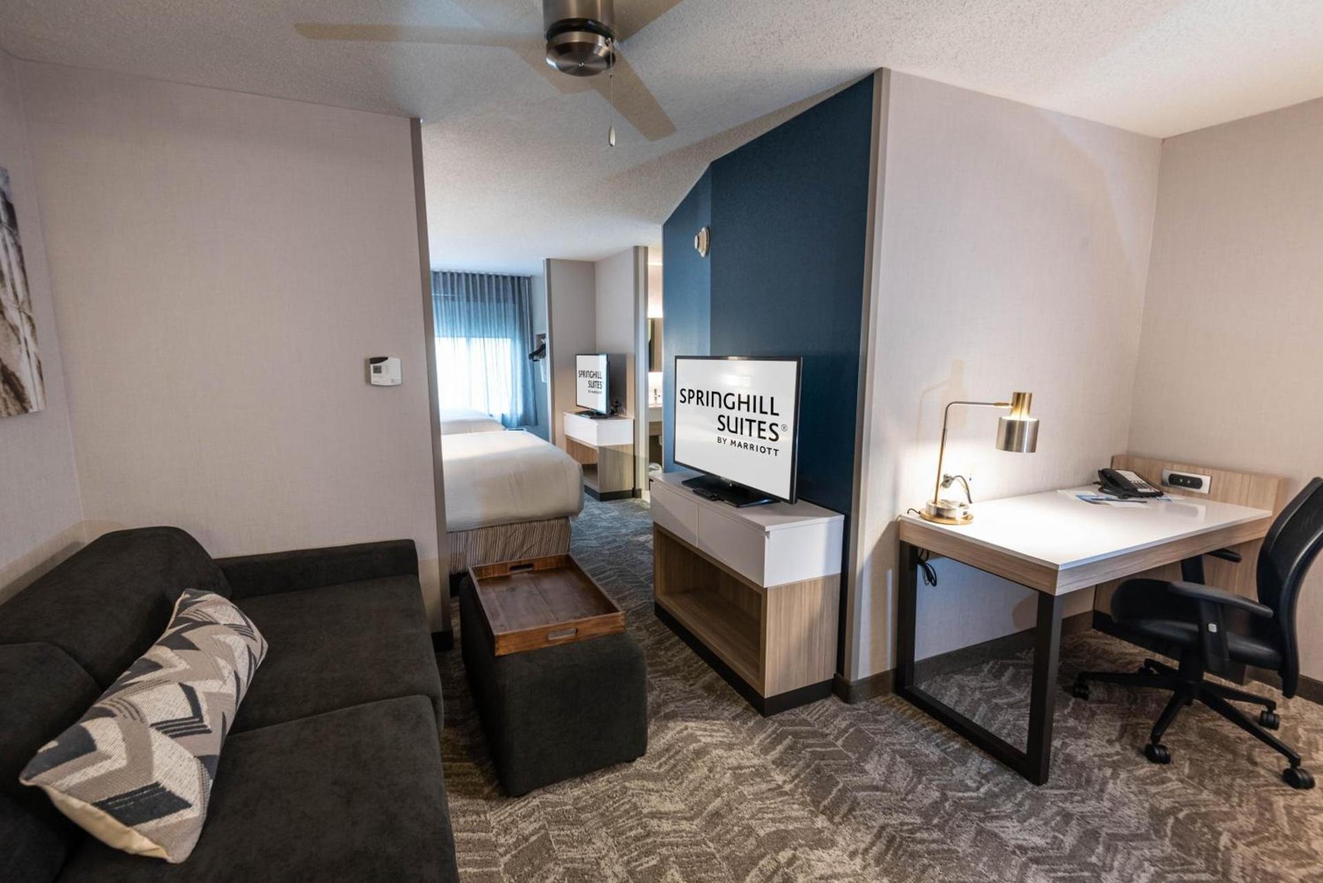 SpringHill Suites Columbus Airport Gahanna photo 4