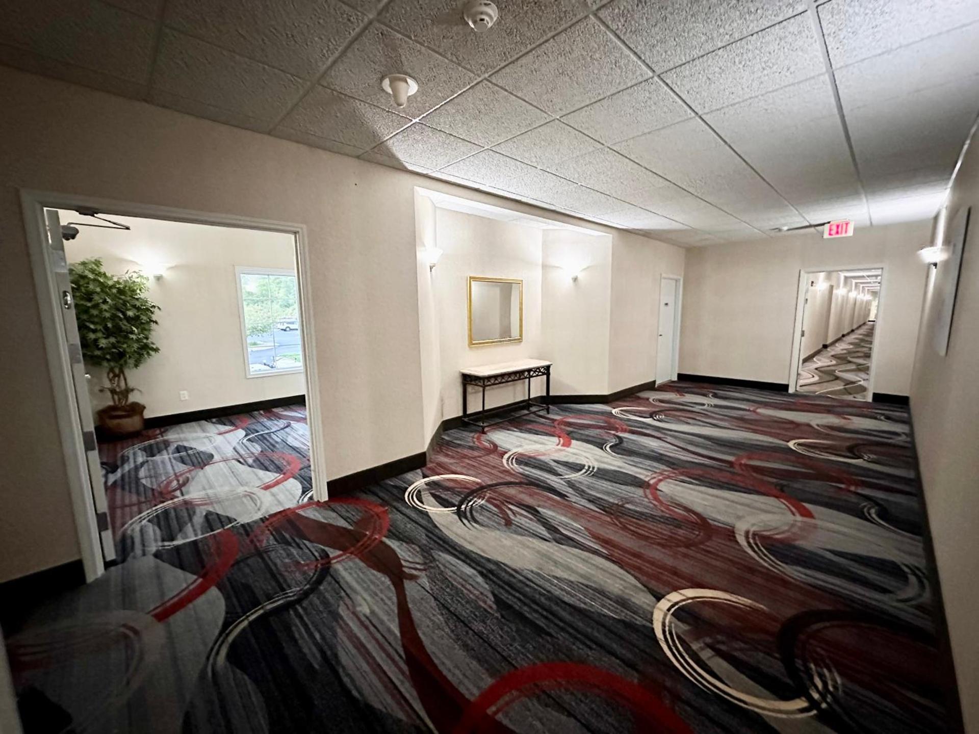 MainStay Suites Madison Airport photo 92