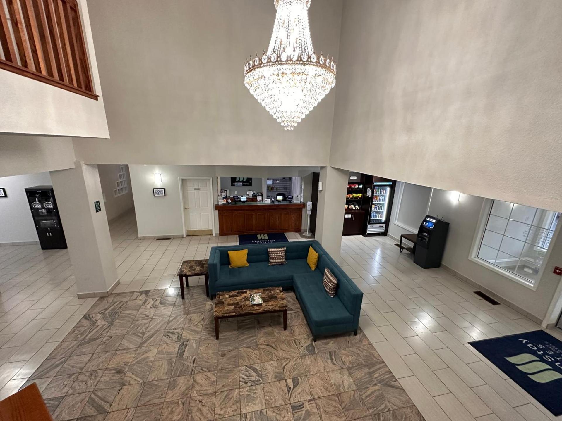 MainStay Suites Madison Airport photo 77