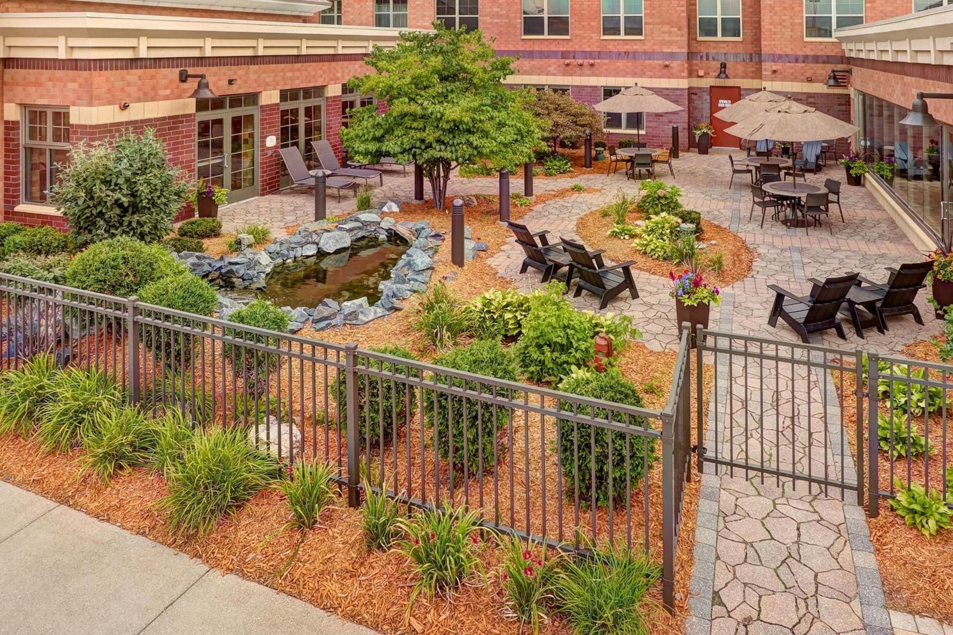 Residence Inn Minneapolis Plymouth photo 9