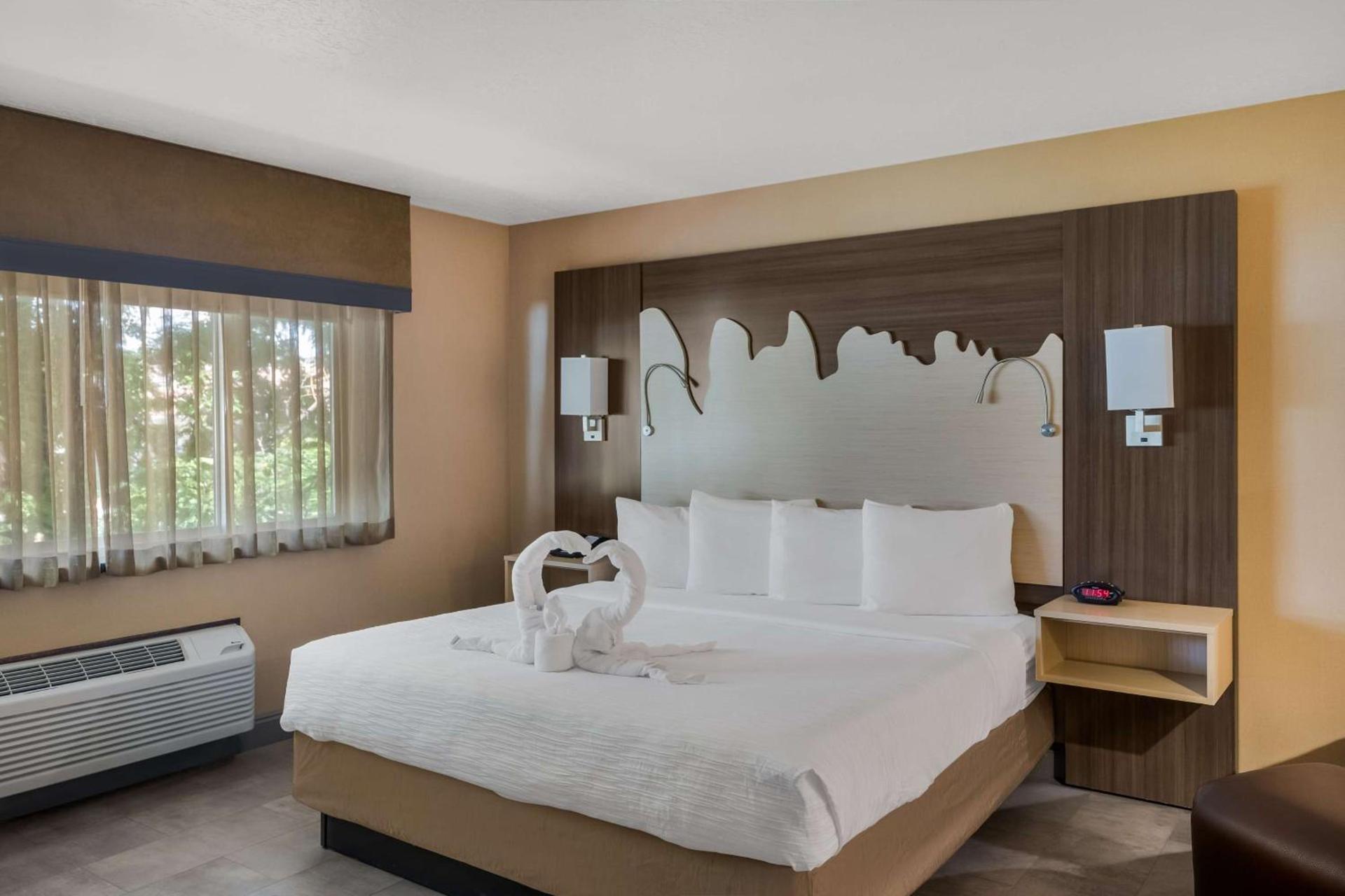 Best Western Plus Canyonlands Inn photo 13