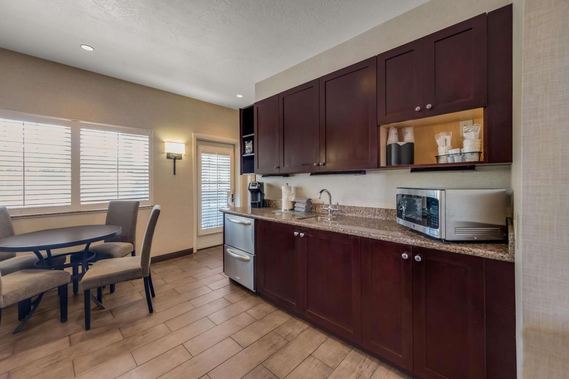 Best Western Plus Canyonlands Inn photo 20