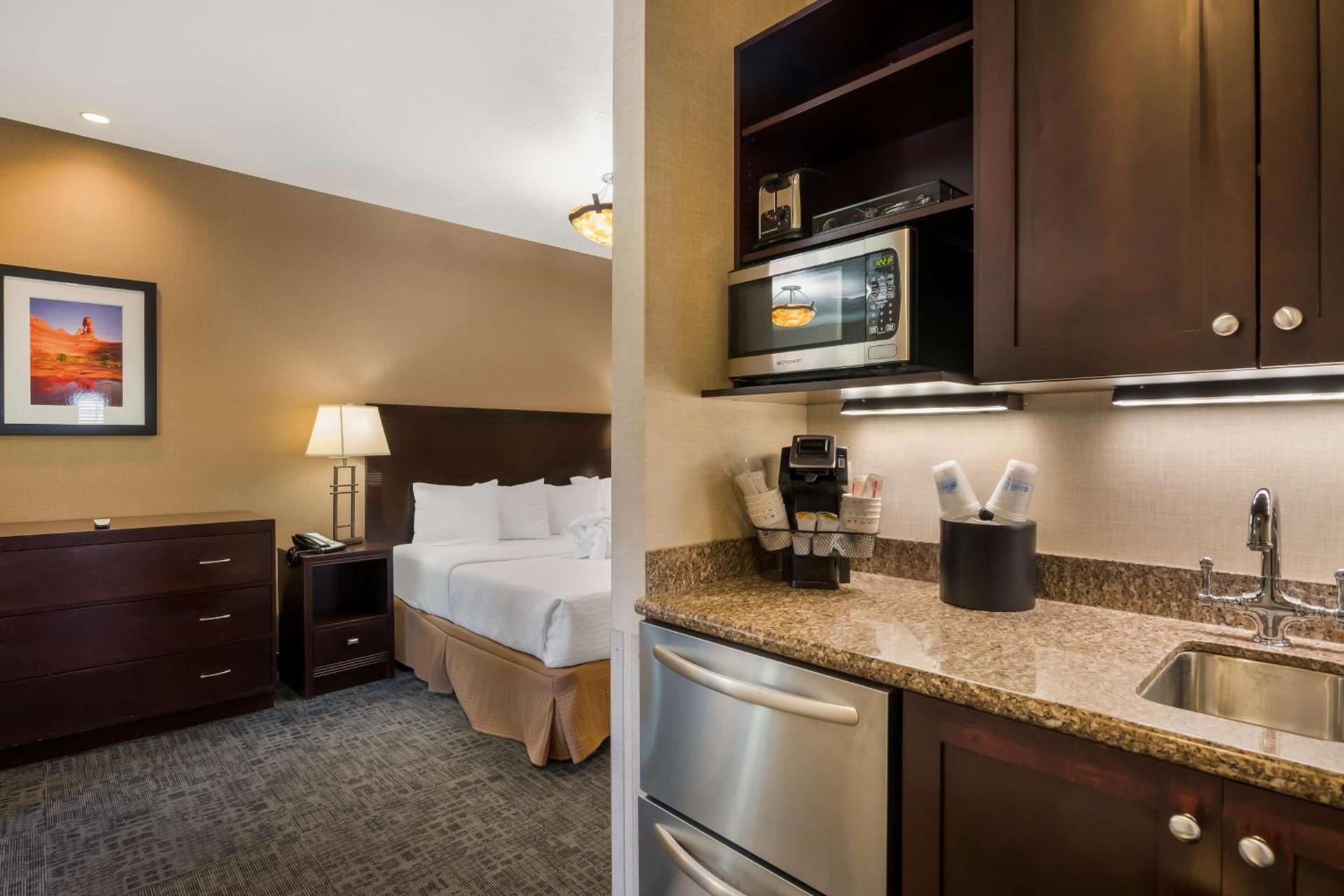Best Western Plus Canyonlands Inn photo 31
