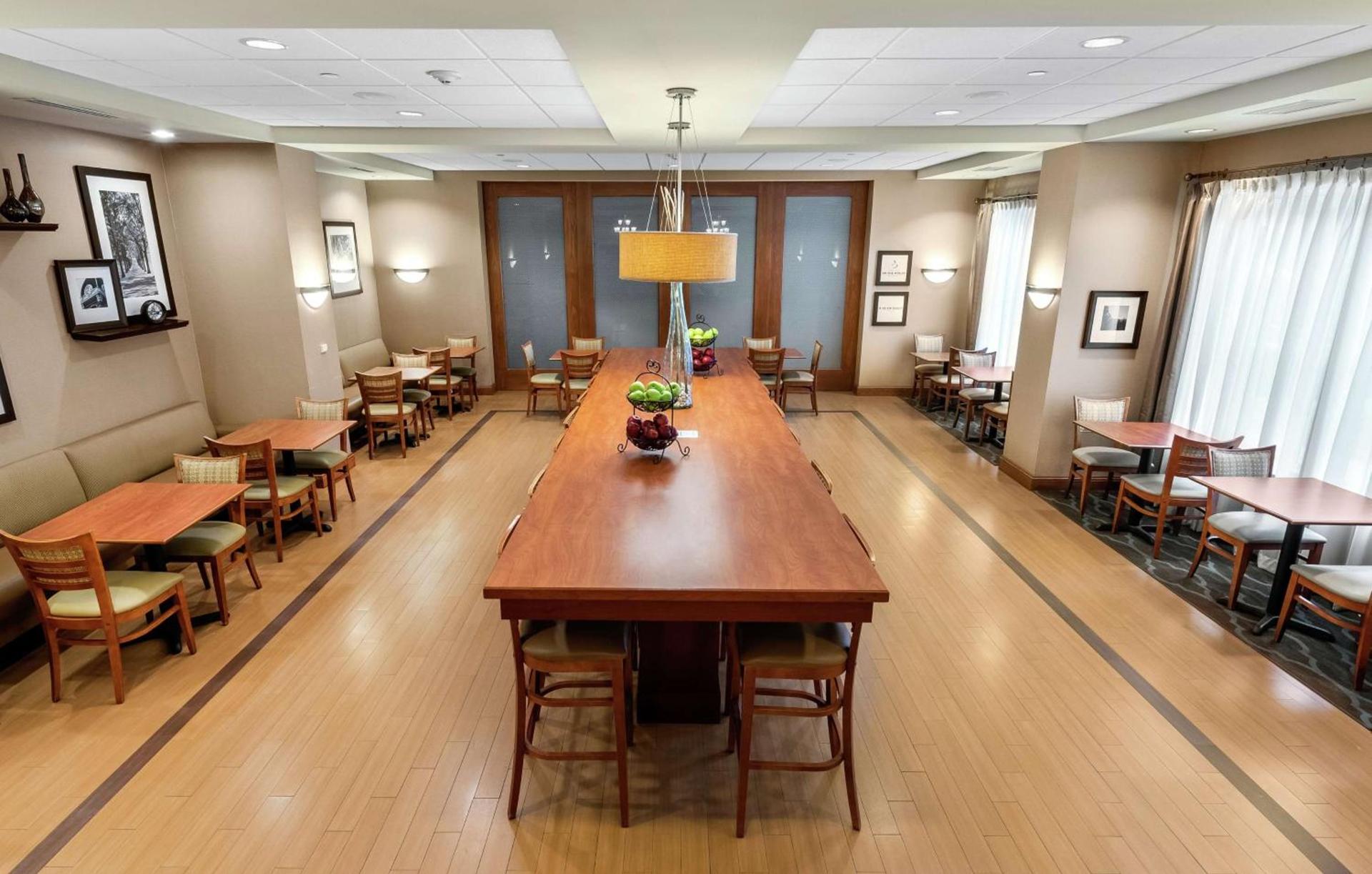 Hampton Inn Nashua photo 5