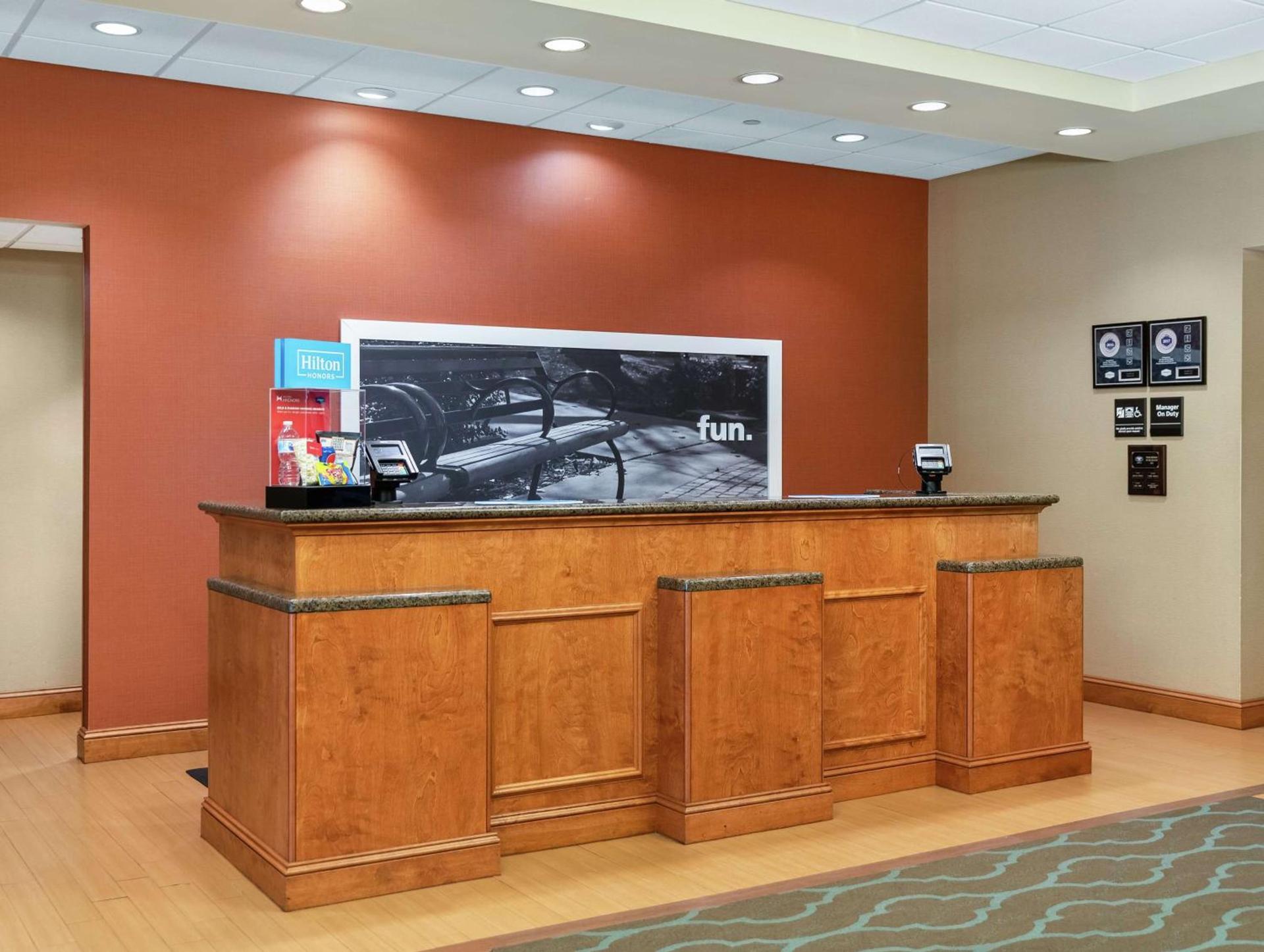 Hampton Inn Nashua photo 6