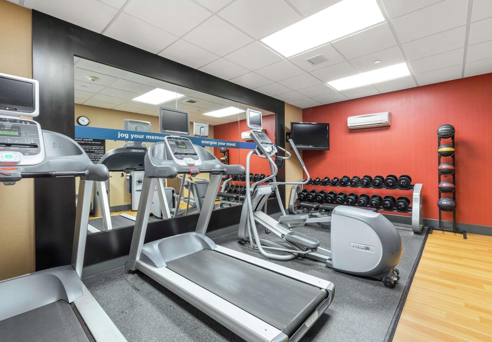 Hampton Inn Nashua photo 10