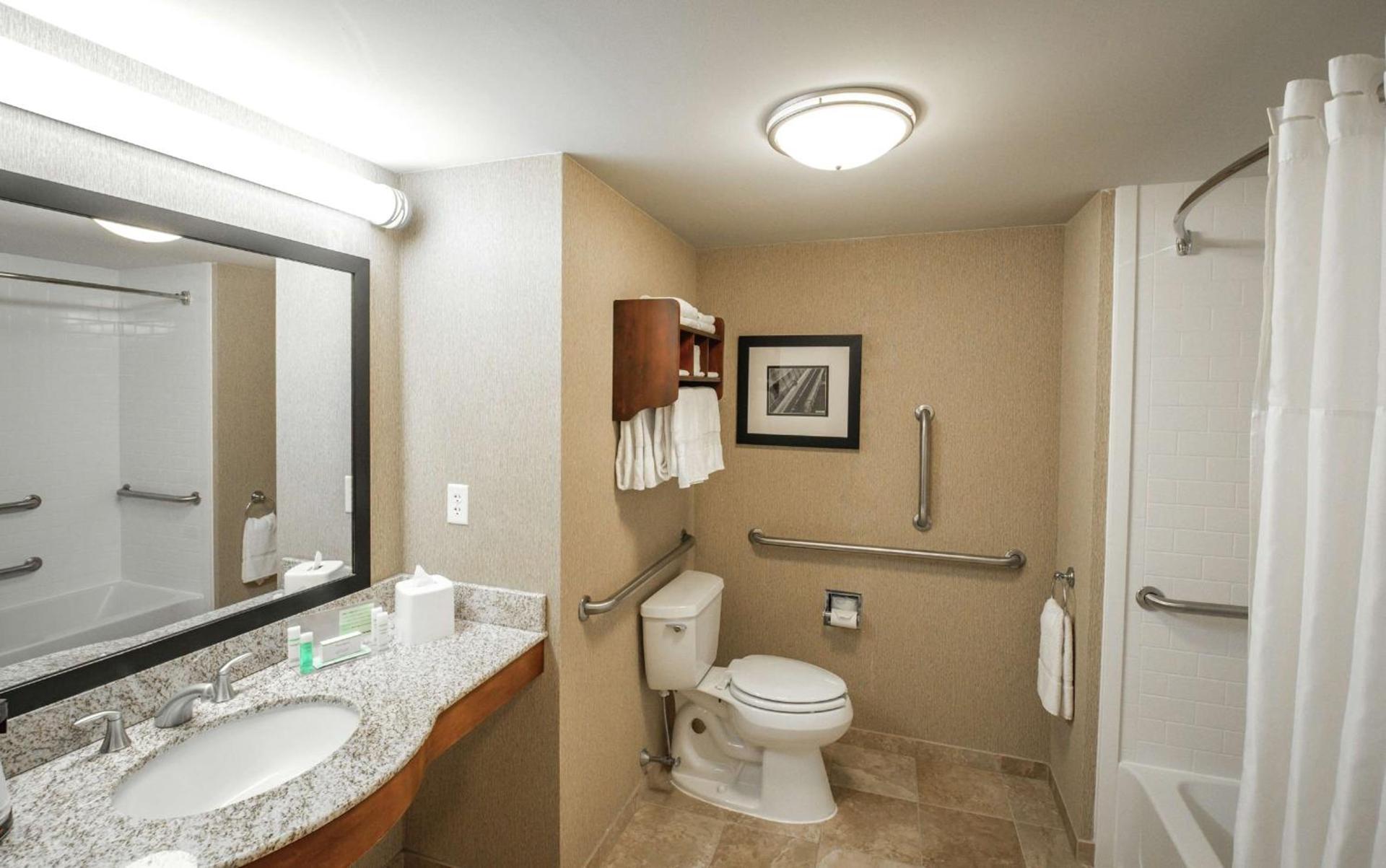 Hampton Inn Nashua photo 15