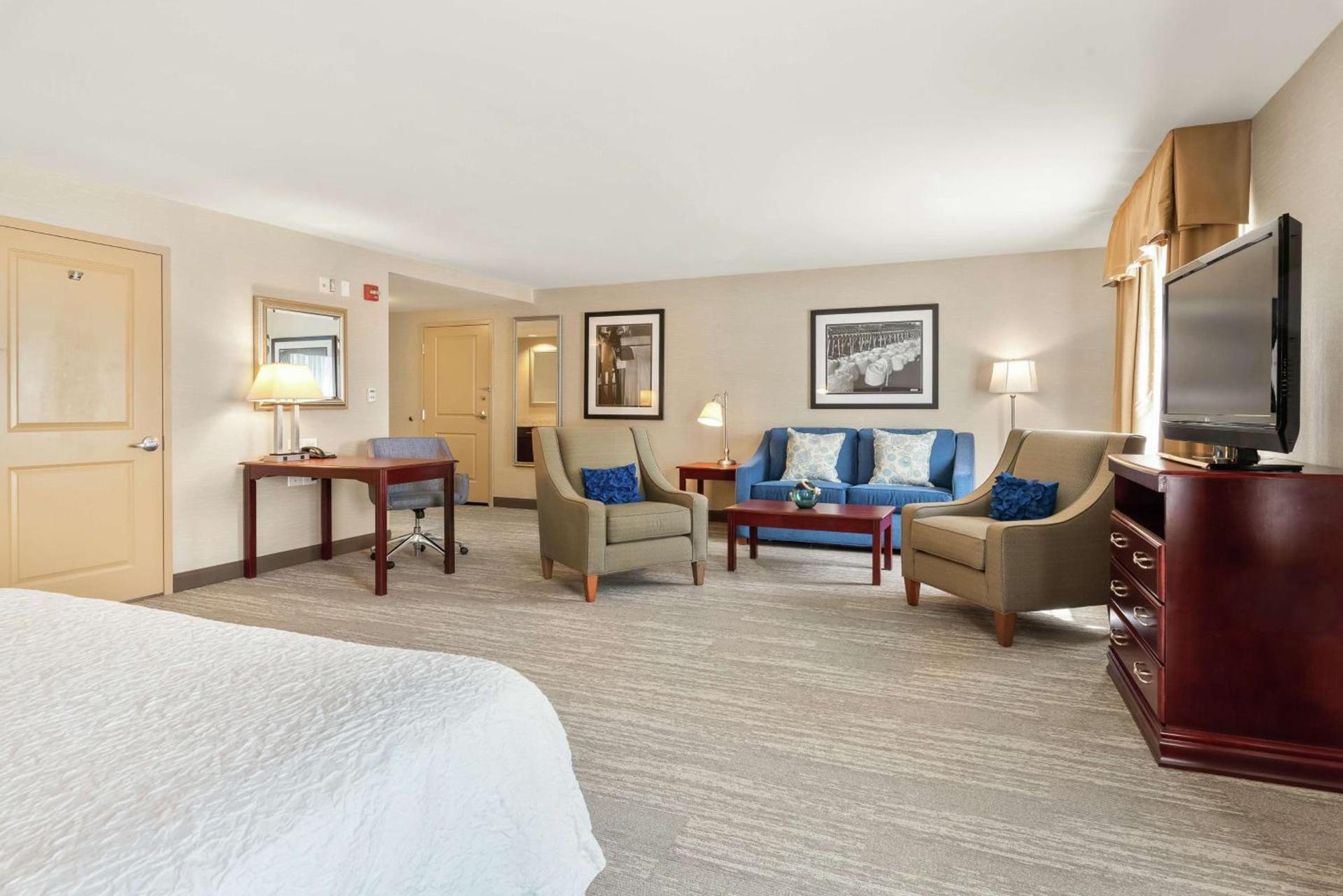 Hampton Inn Nashua photo 19