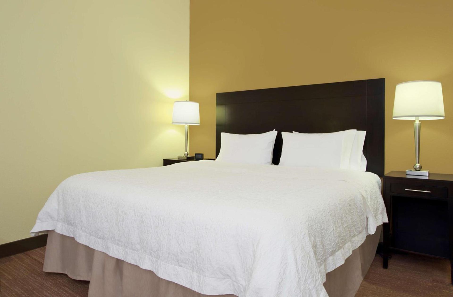 Hampton Inn Winfield photo 13