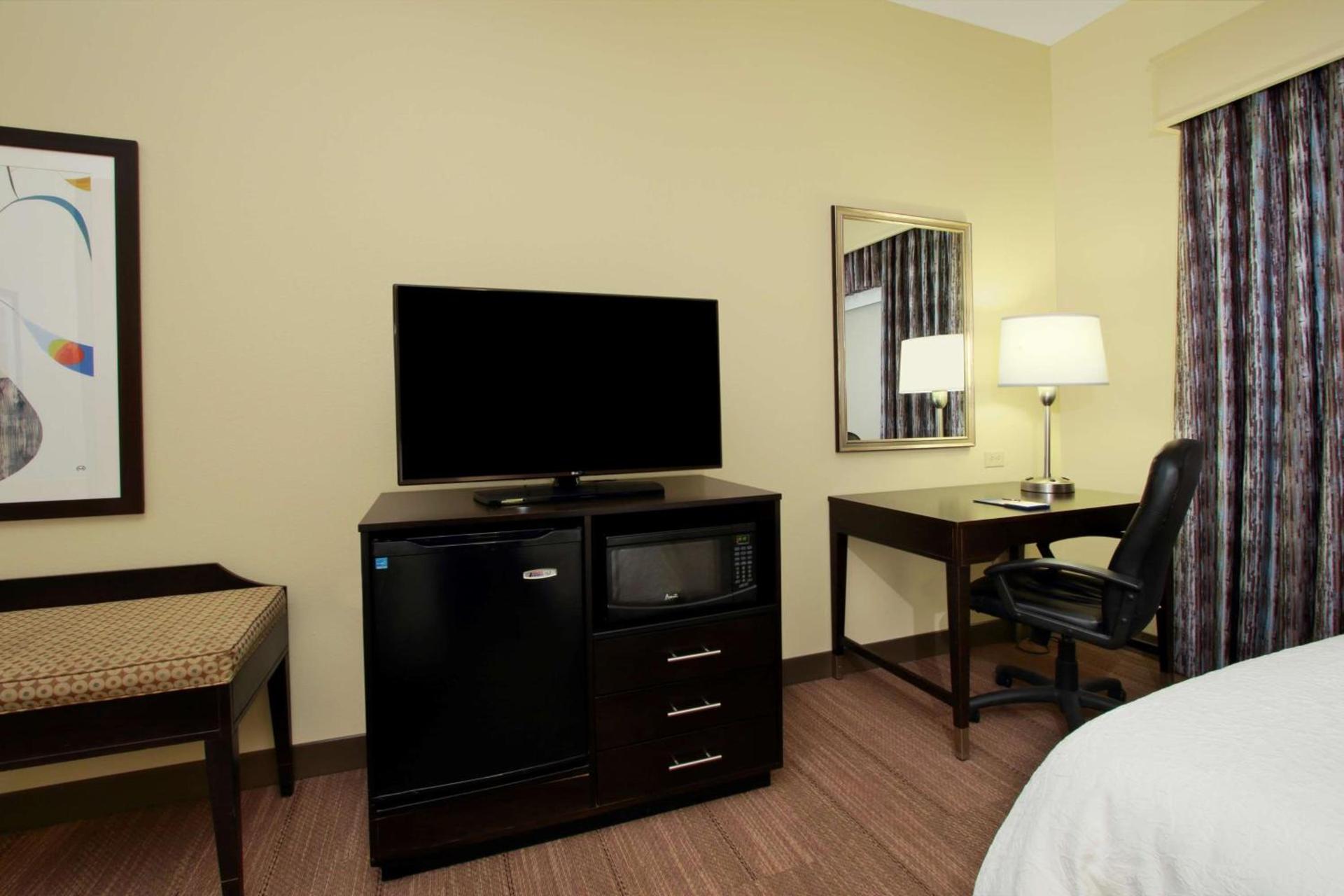 Hampton Inn Winfield photo 14