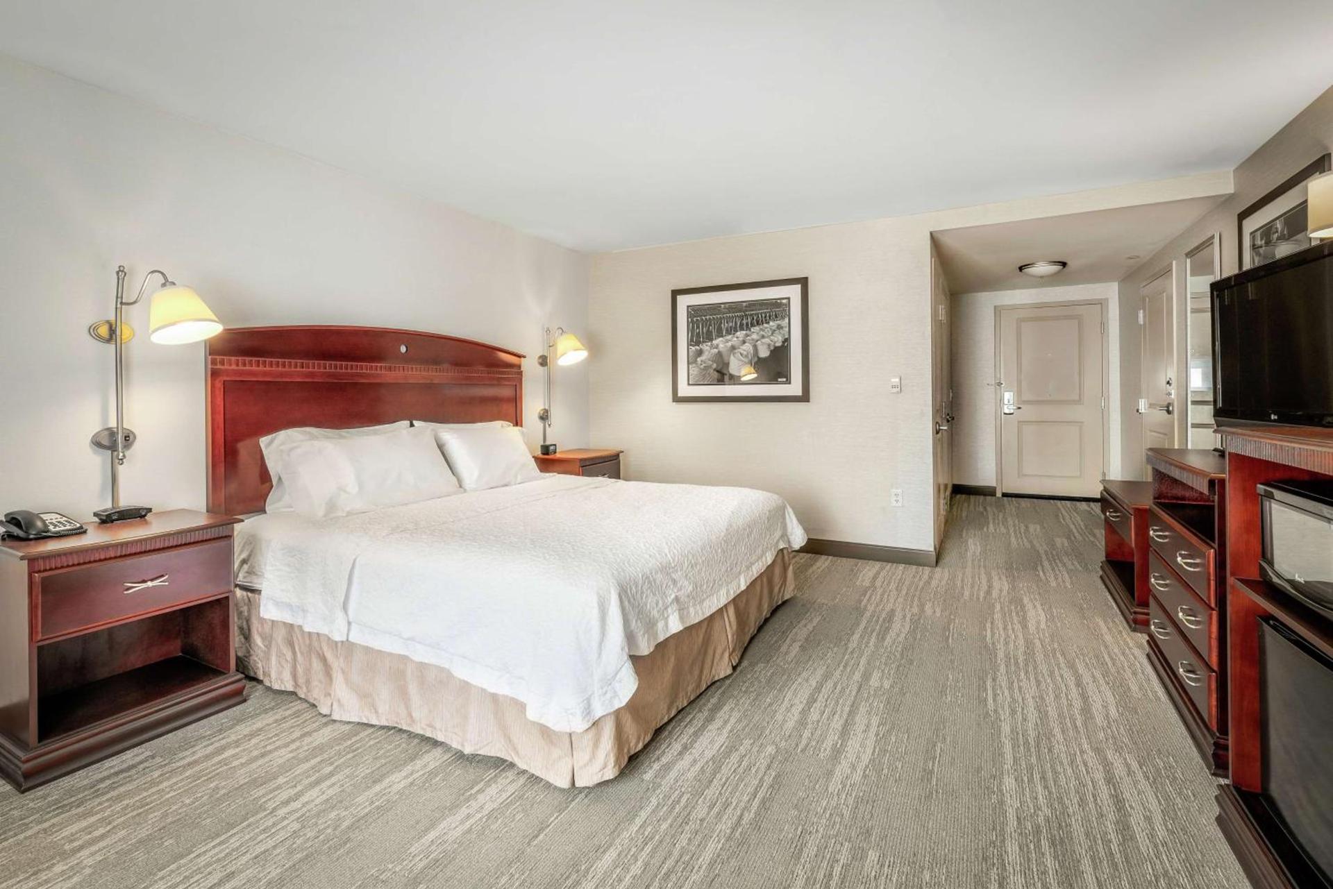 Hampton Inn Nashua photo 30