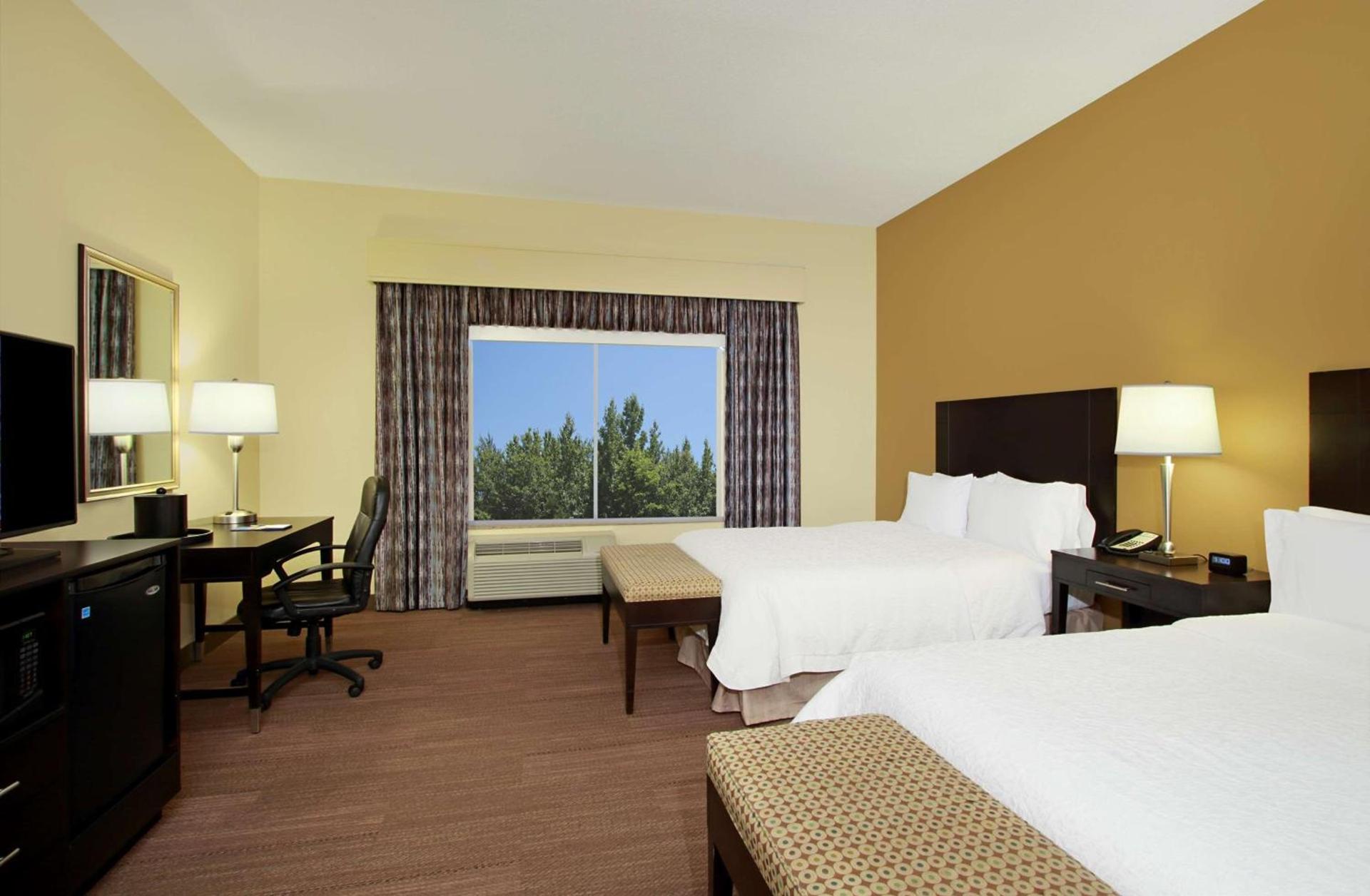 Hampton Inn Winfield photo 16