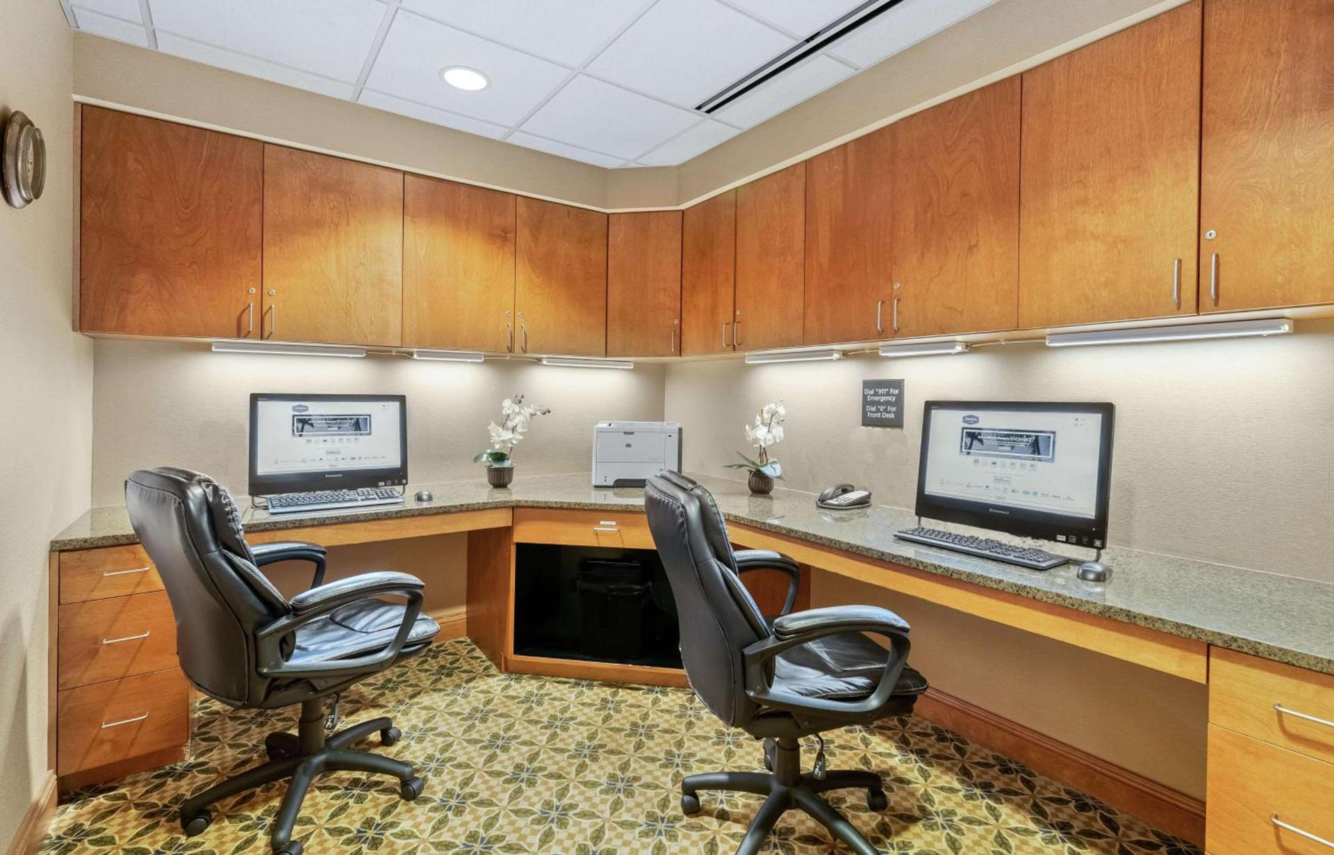 Hampton Inn Nashua photo 32