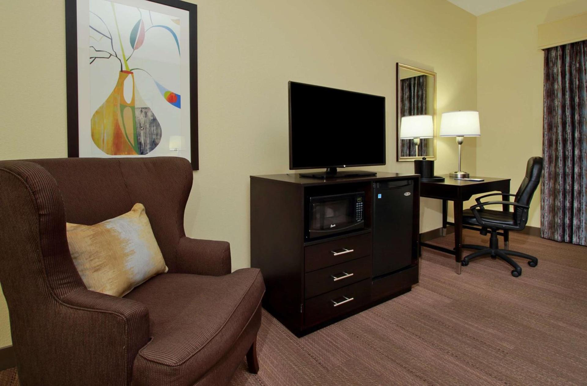 Hampton Inn Winfield photo 15